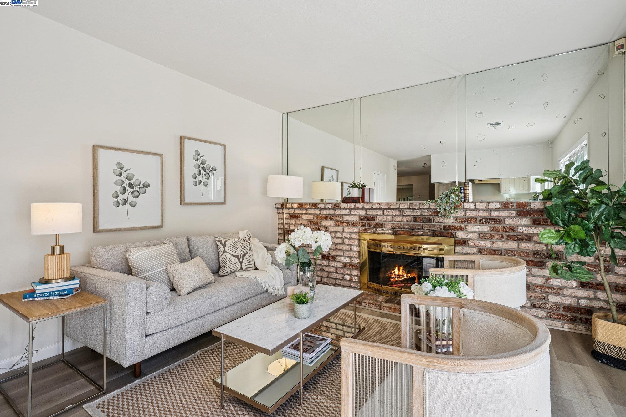 Detail Gallery Image 13 of 41 For 4165 Lo Bue Way, San Jose,  CA 95111 - 4 Beds | 2 Baths