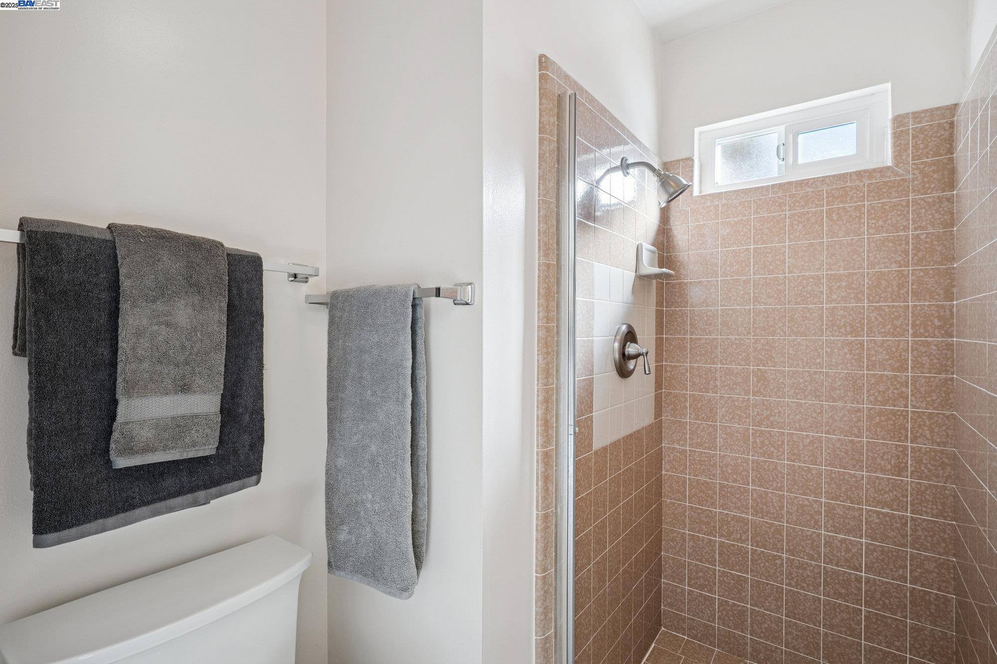 Detail Gallery Image 22 of 41 For 4165 Lo Bue Way, San Jose,  CA 95111 - 4 Beds | 2 Baths