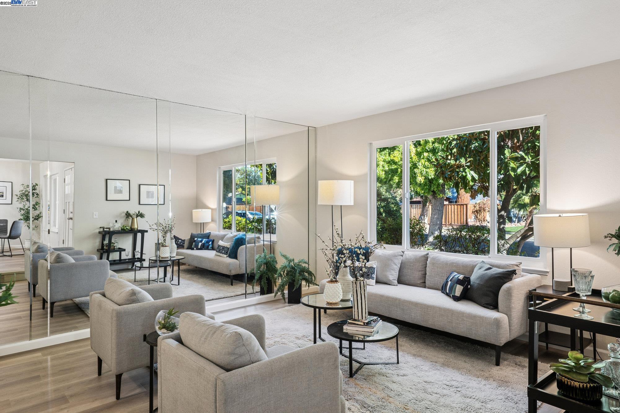 Detail Gallery Image 4 of 41 For 4165 Lo Bue Way, San Jose,  CA 95111 - 4 Beds | 2 Baths