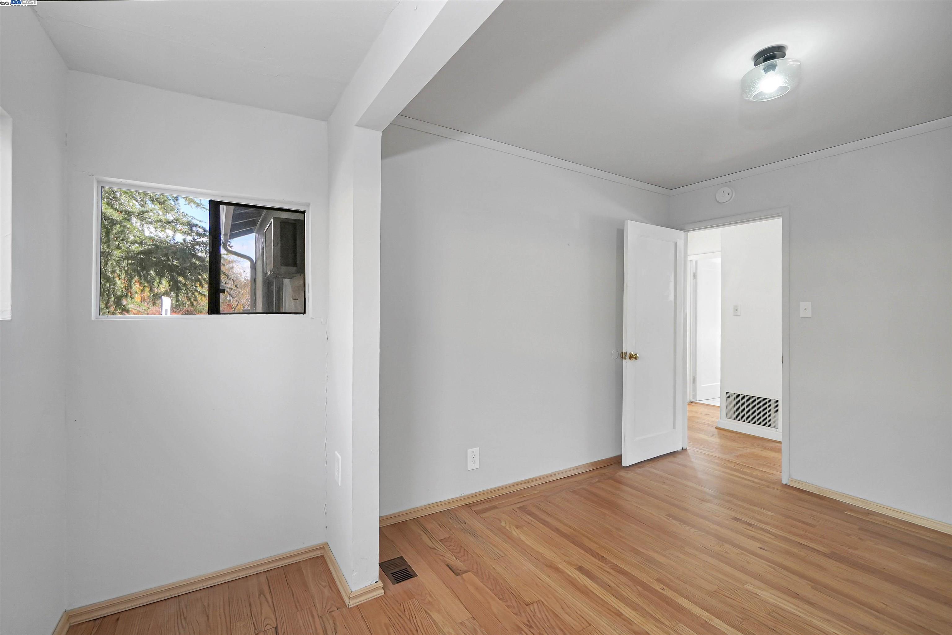 Detail Gallery Image 28 of 40 For 18662 Stanton Ave, Castro Valley,  CA 94546 - 3 Beds | 1 Baths