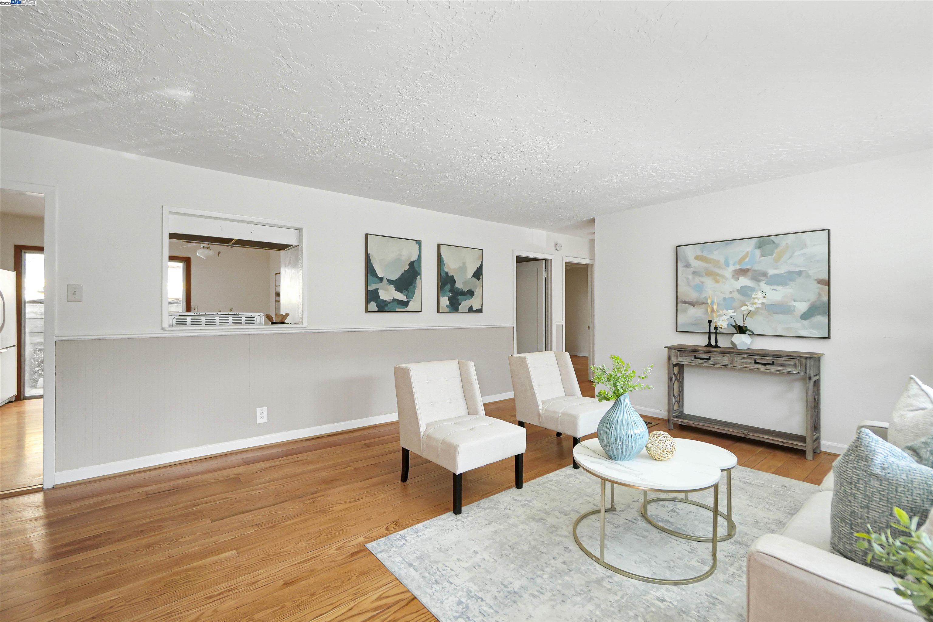 Detail Gallery Image 10 of 40 For 18662 Stanton Ave, Castro Valley,  CA 94546 - 3 Beds | 1 Baths