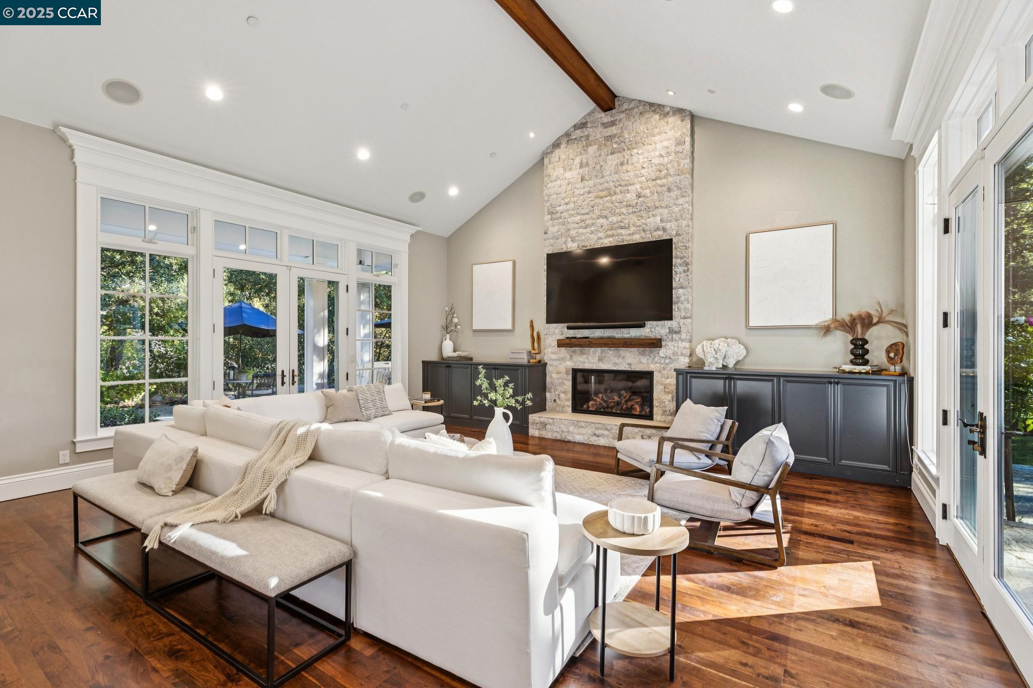 Detail Gallery Image 11 of 21 For 3656 Old Blackhawk Rd, Danville,  CA 94506 - 5 Beds | 5/1 Baths