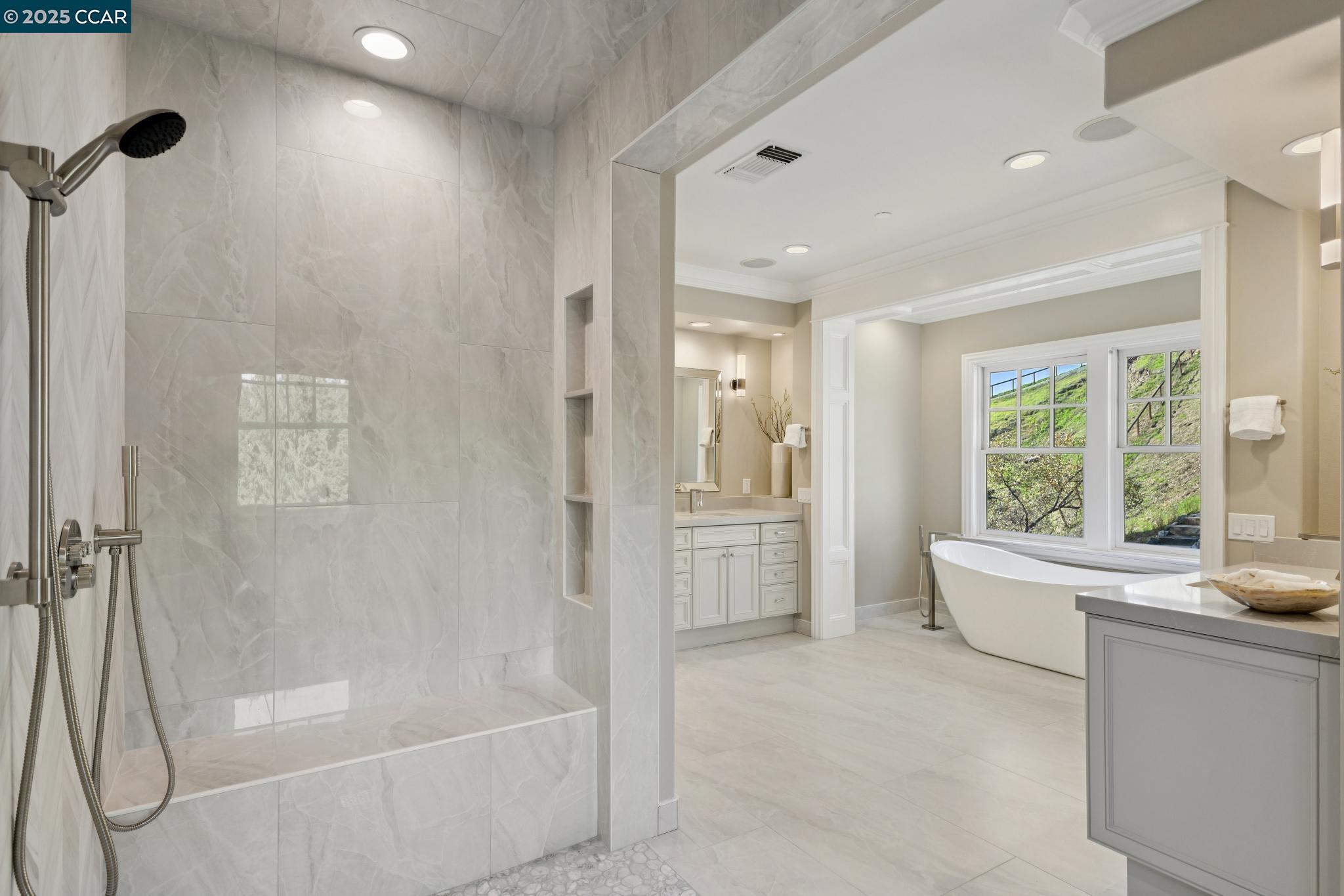 Detail Gallery Image 42 of 60 For 3656 Old Blackhawk Rd, Danville,  CA 94506 - 5 Beds | 5/1 Baths