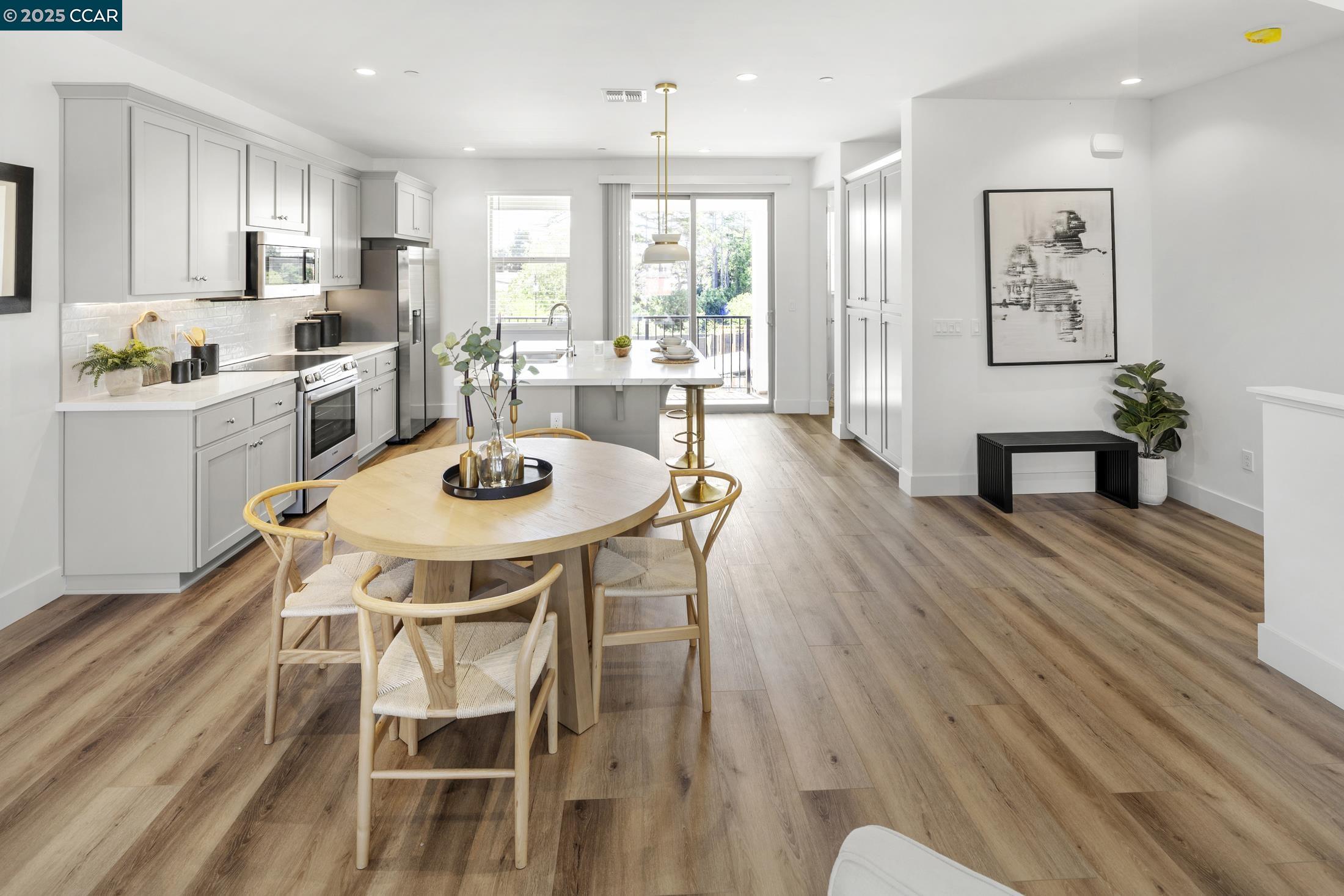 Detail Gallery Image 22 of 46 For 2806 Chattleton Lane, San Pablo,  CA 94806 - 3 Beds | 2 Baths