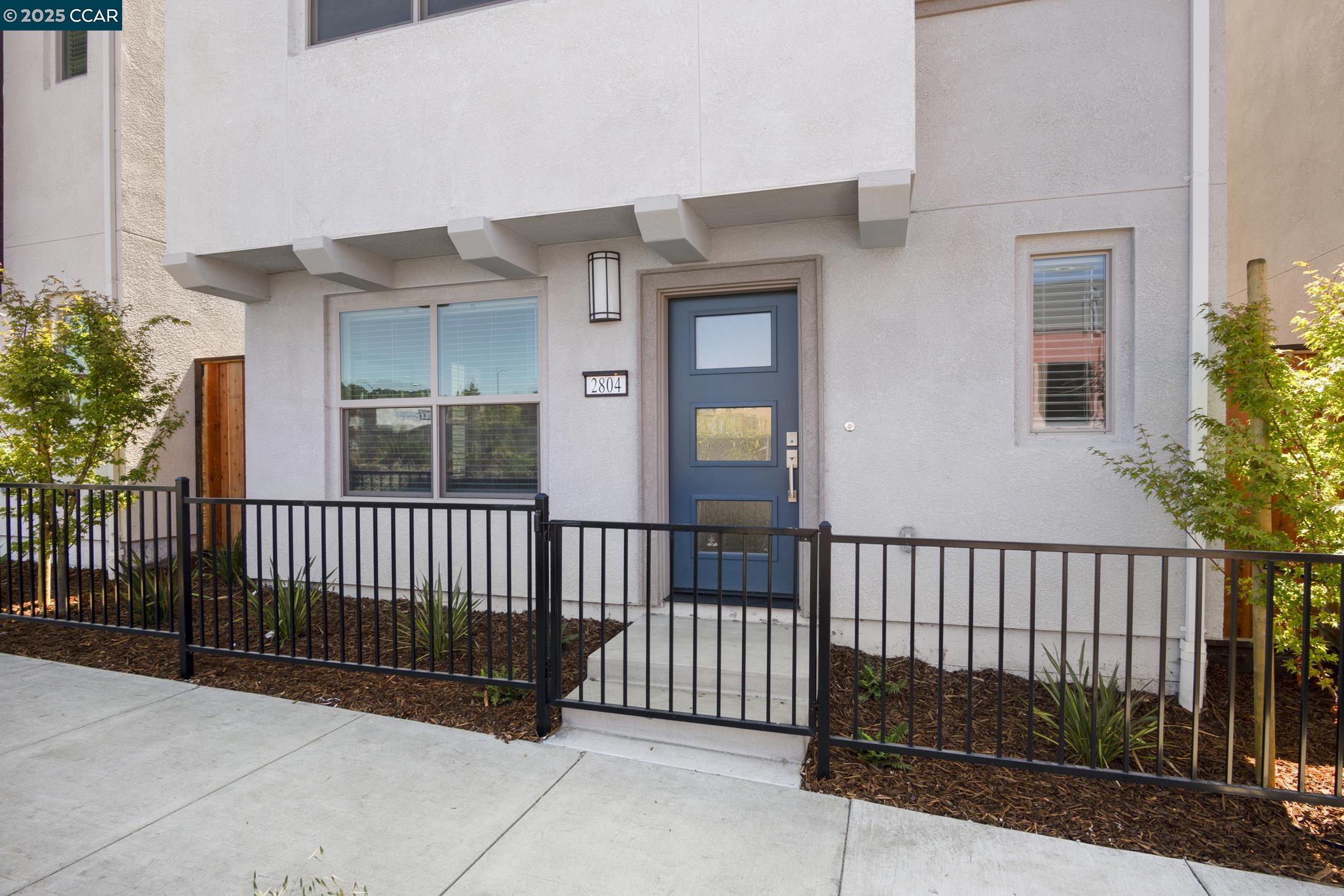 Detail Gallery Image 8 of 46 For 2806 Chattleton Lane, San Pablo,  CA 94806 - 3 Beds | 2 Baths