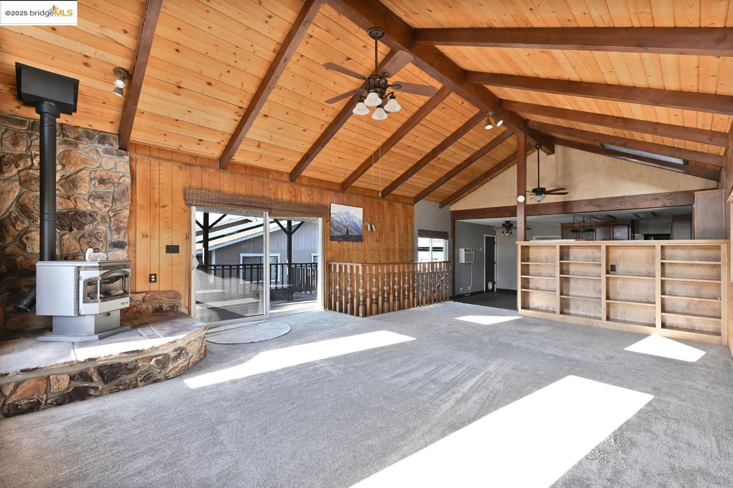 Detail Gallery Image 11 of 24 For 407 Toyanza, San Andreas,  CA 95249 - 3 Beds | 2 Baths