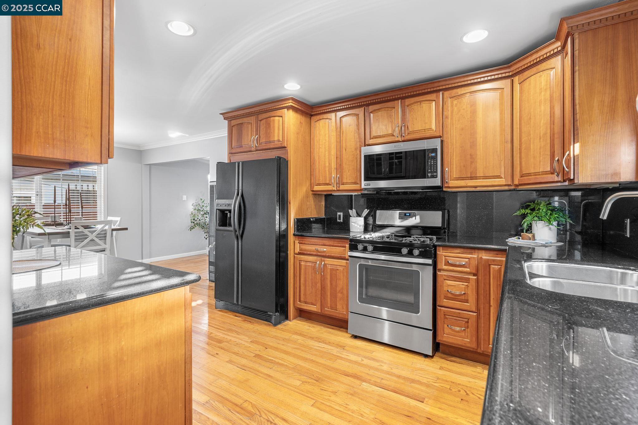 Detail Gallery Image 22 of 50 For 1939 20th St, San Pablo,  CA 94806 - 3 Beds | 2 Baths