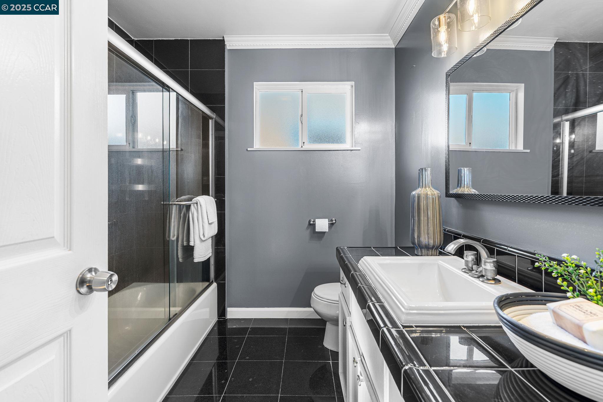 Detail Gallery Image 26 of 50 For 1939 20th St, San Pablo,  CA 94806 - 3 Beds | 2 Baths