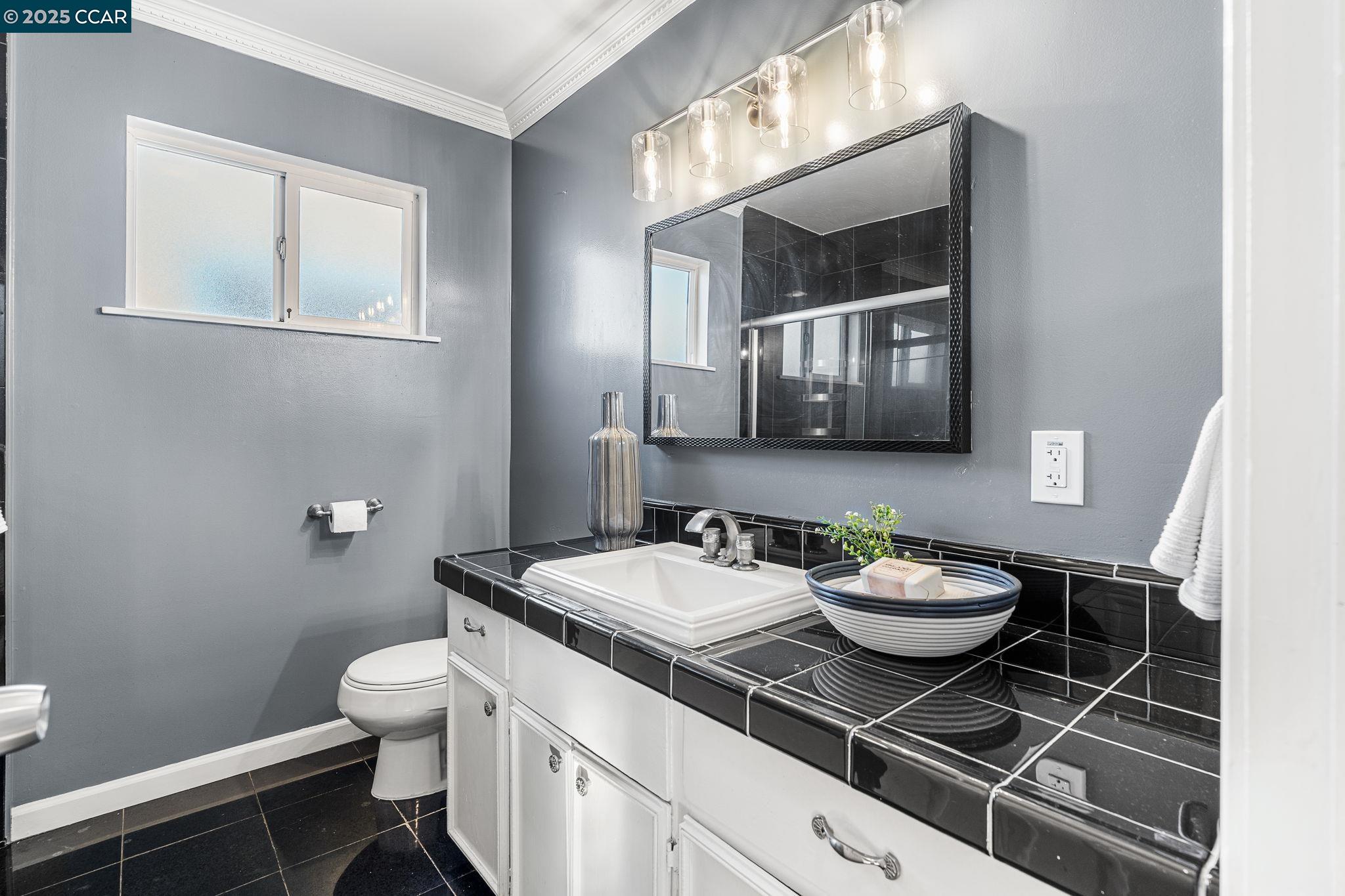 Detail Gallery Image 27 of 50 For 1939 20th St, San Pablo,  CA 94806 - 3 Beds | 2 Baths