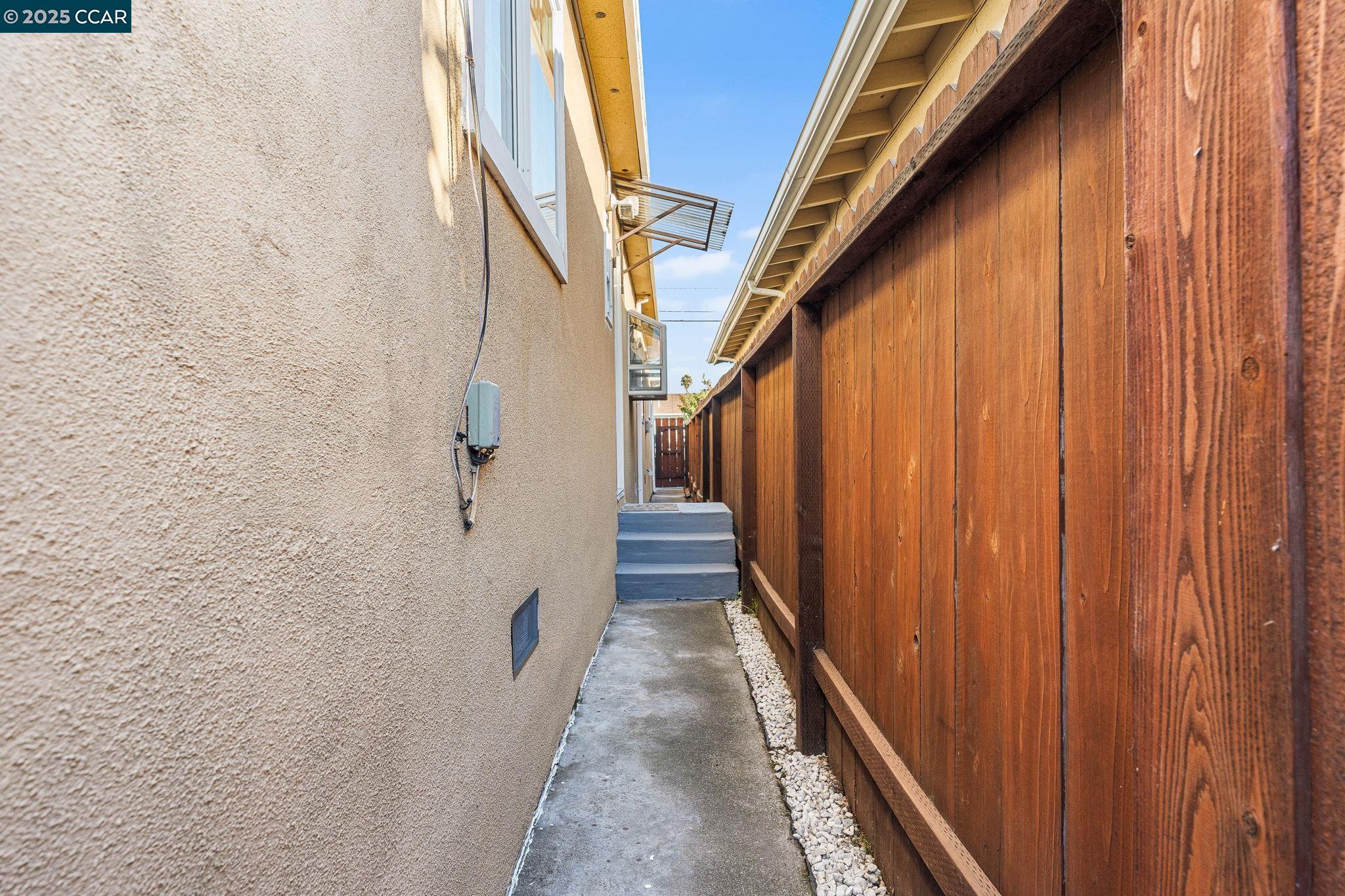 Detail Gallery Image 39 of 50 For 1939 20th St, San Pablo,  CA 94806 - 3 Beds | 2 Baths