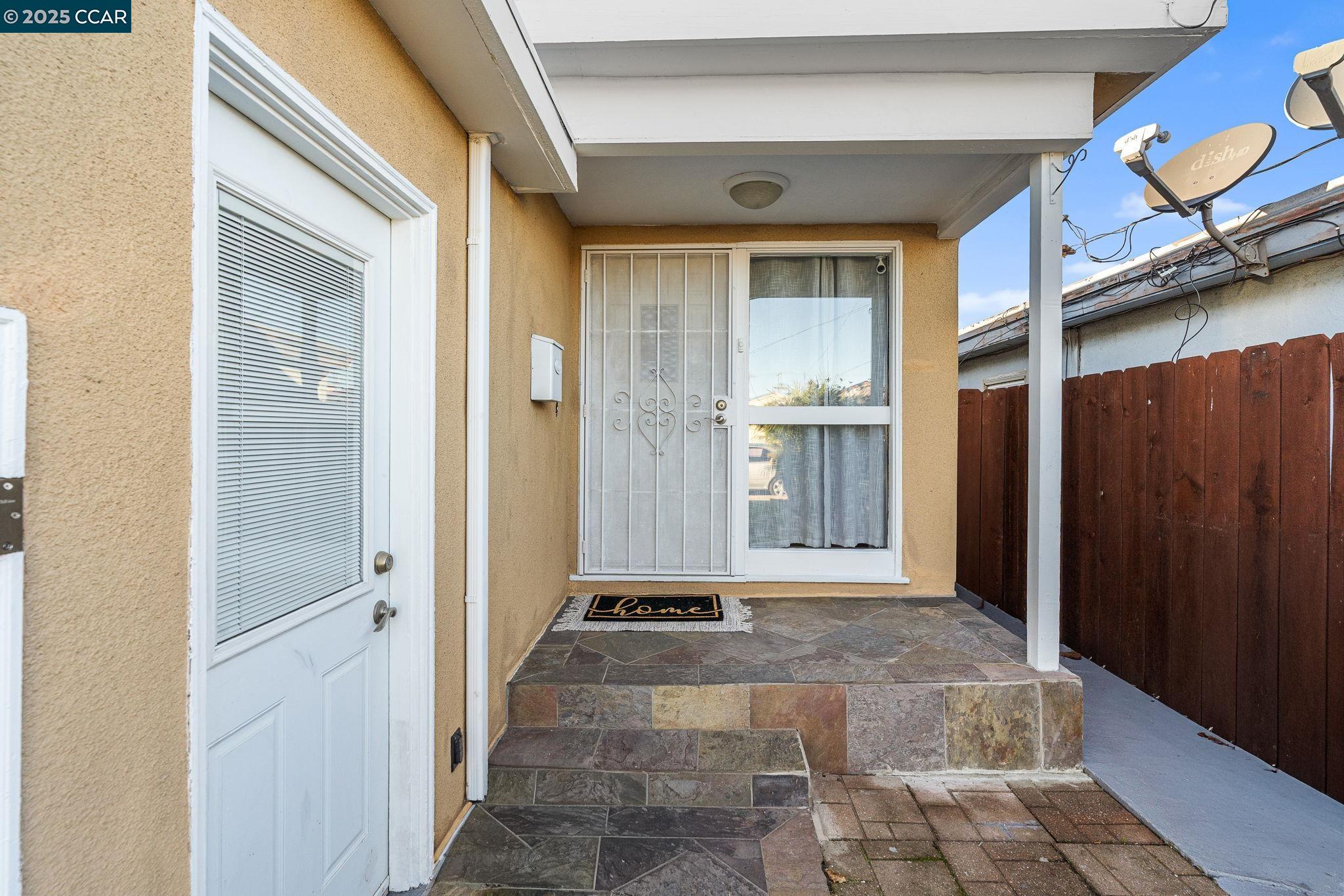 Detail Gallery Image 6 of 50 For 1939 20th St, San Pablo,  CA 94806 - 3 Beds | 2 Baths