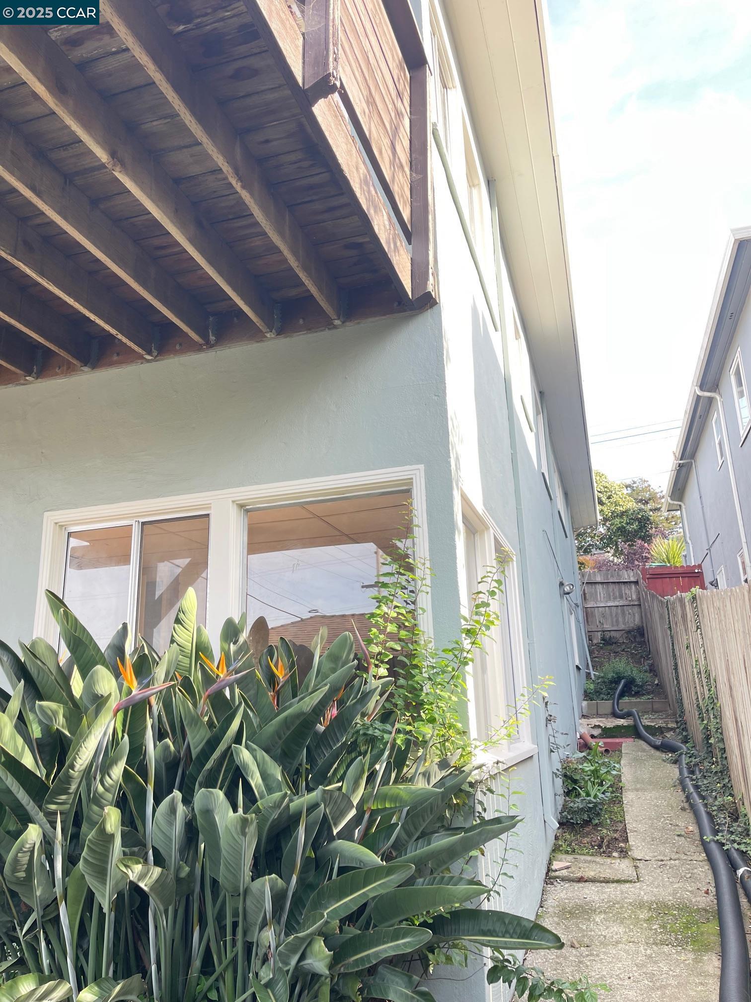 Detail Gallery Image 34 of 39 For 3530 Clinton Ave, Richmond,  CA 94805 - 3 Beds | 1 Baths