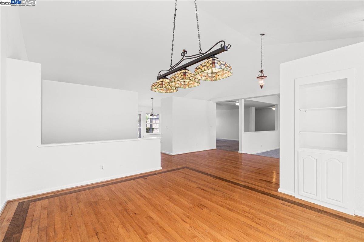 Detail Gallery Image 11 of 49 For 27000 S Hillview St, Tracy,  CA 95304 - 4 Beds | 3 Baths