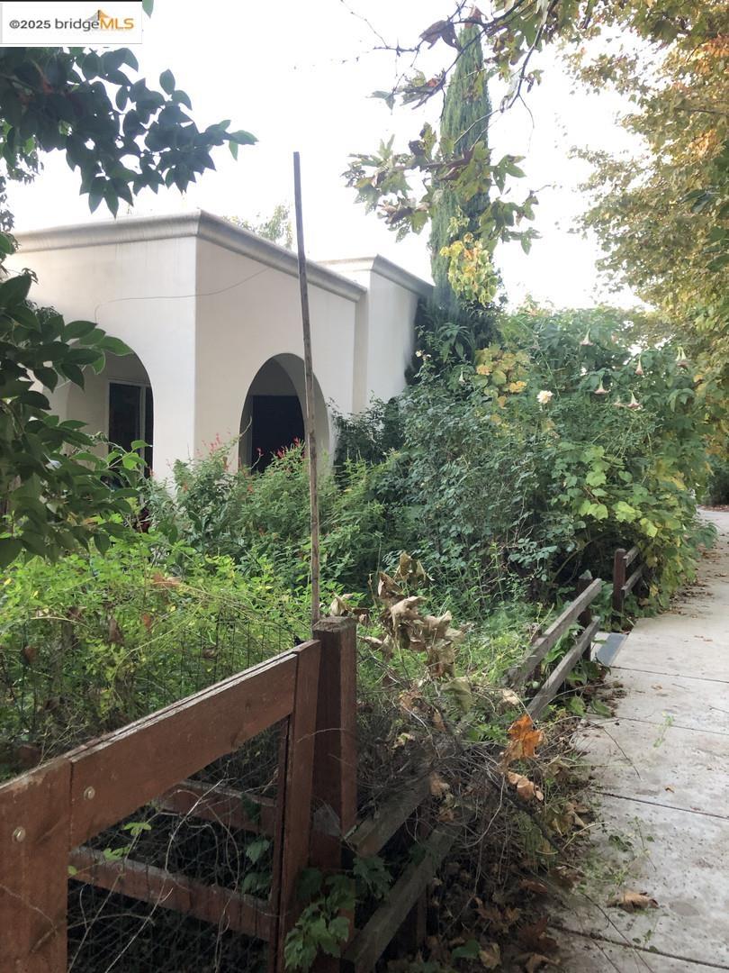 Front Image Thumbnail for EB41117115