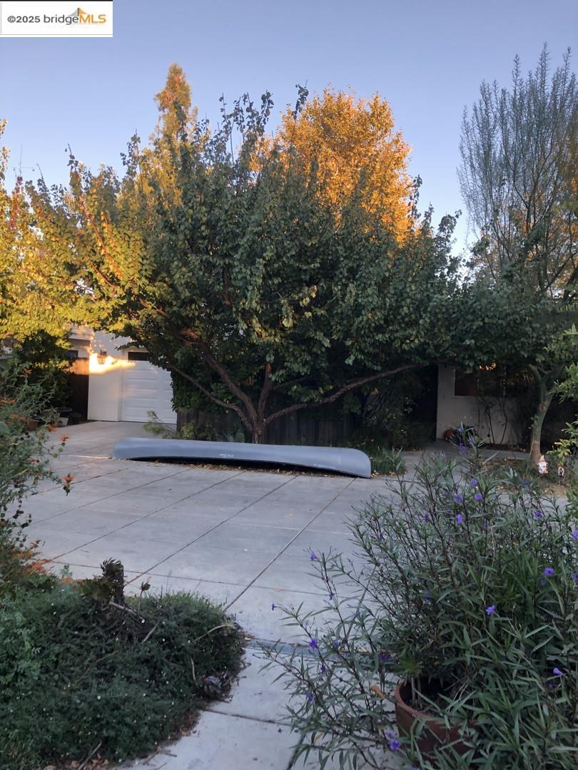 Detail Gallery Image 14 of 59 For 4088 Hackberry Pl, Davis,  CA 95618 - 3 Beds | 2 Baths