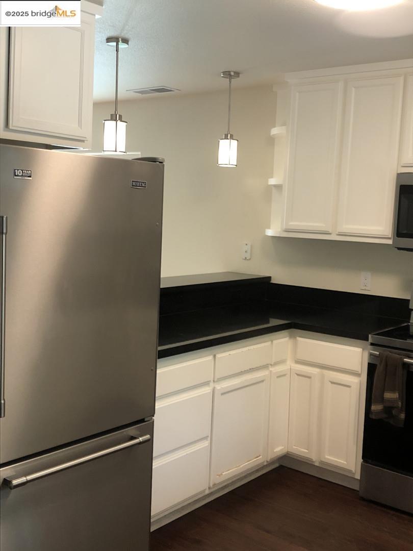 Detail Gallery Image 24 of 59 For 4088 Hackberry Pl, Davis,  CA 95618 - 3 Beds | 2 Baths