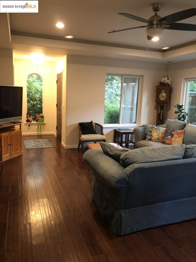 Detail Gallery Image 33 of 59 For 4088 Hackberry Pl, Davis,  CA 95618 - 3 Beds | 2 Baths