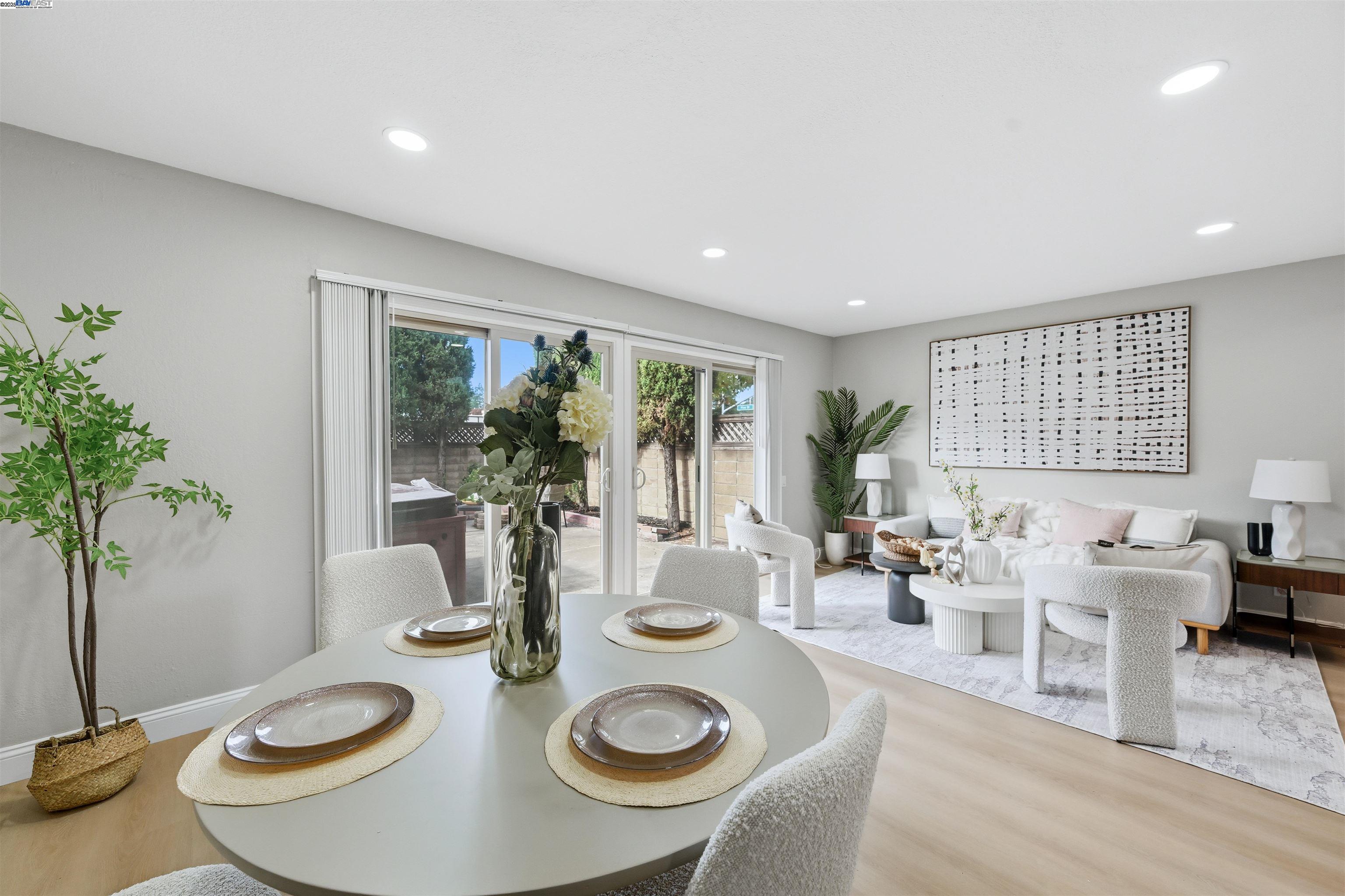 Detail Gallery Image 12 of 37 For 707 Sandpiper Cmn, Livermore,  CA 94551 - 3 Beds | 1/1 Baths