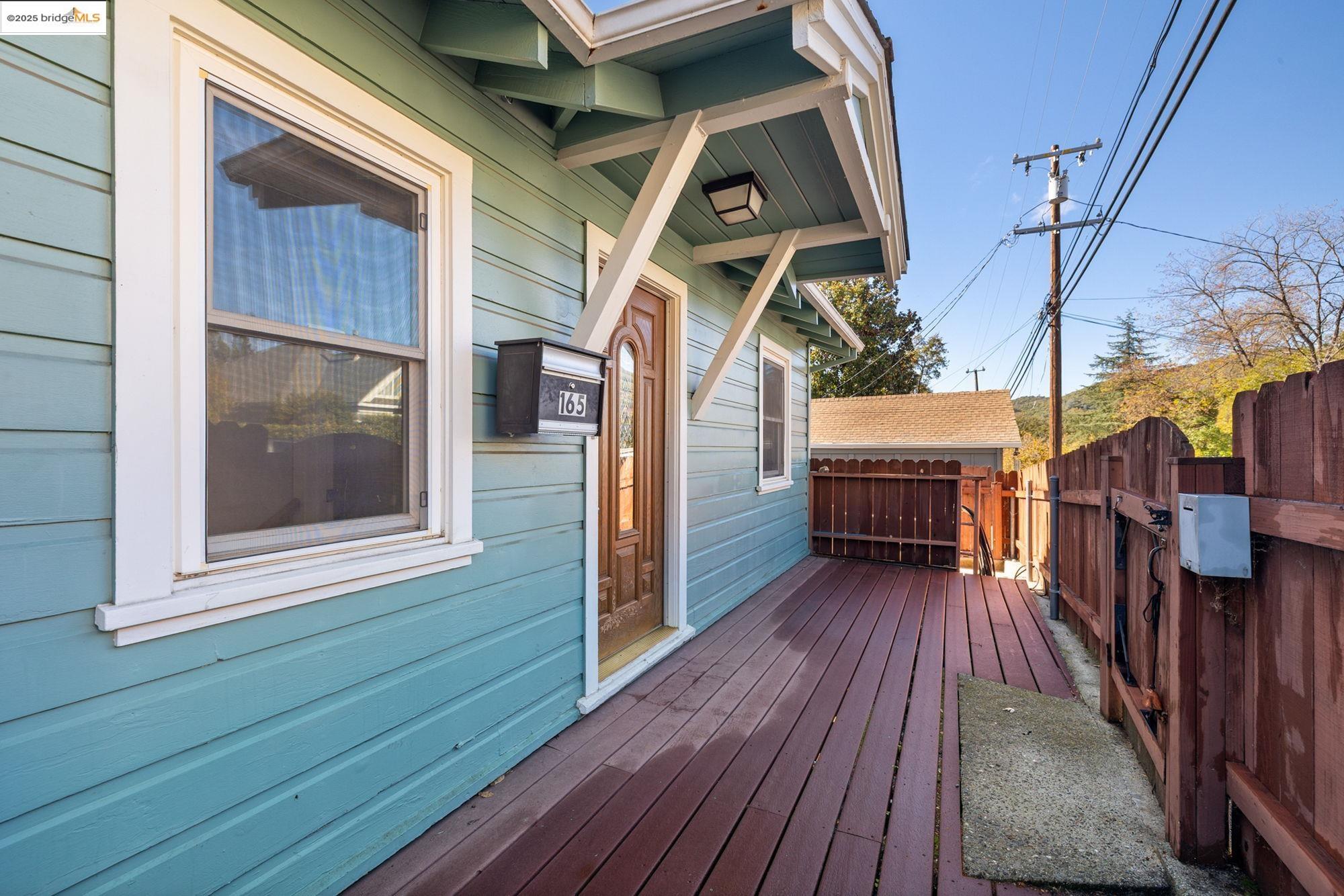 Detail Gallery Image 2 of 51 For 165 Bradford Street, Sonora,  CA 95370 - 3 Beds | 2 Baths