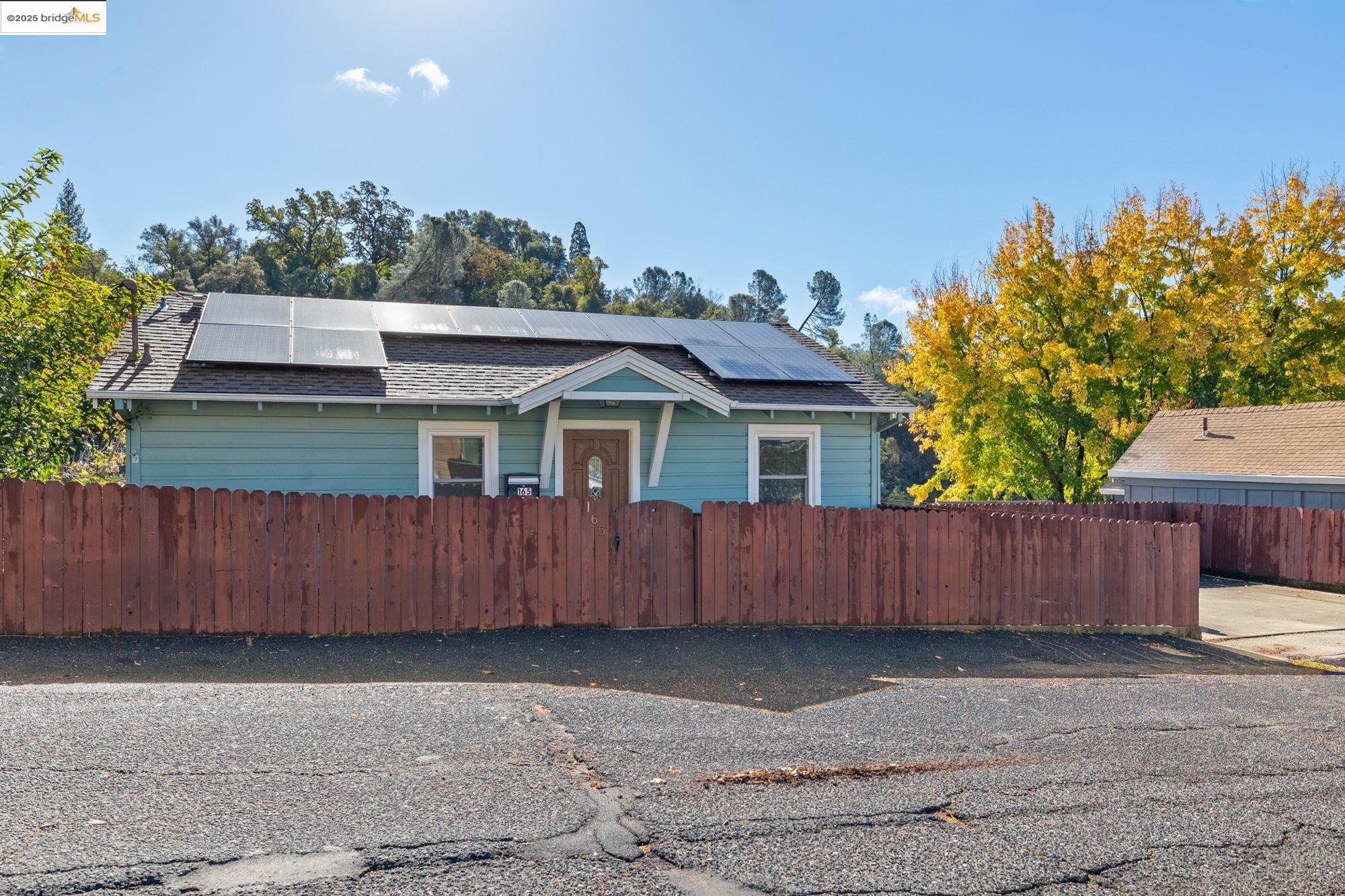 Detail Gallery Image 9 of 51 For 165 Bradford Street, Sonora,  CA 95370 - 3 Beds | 2 Baths