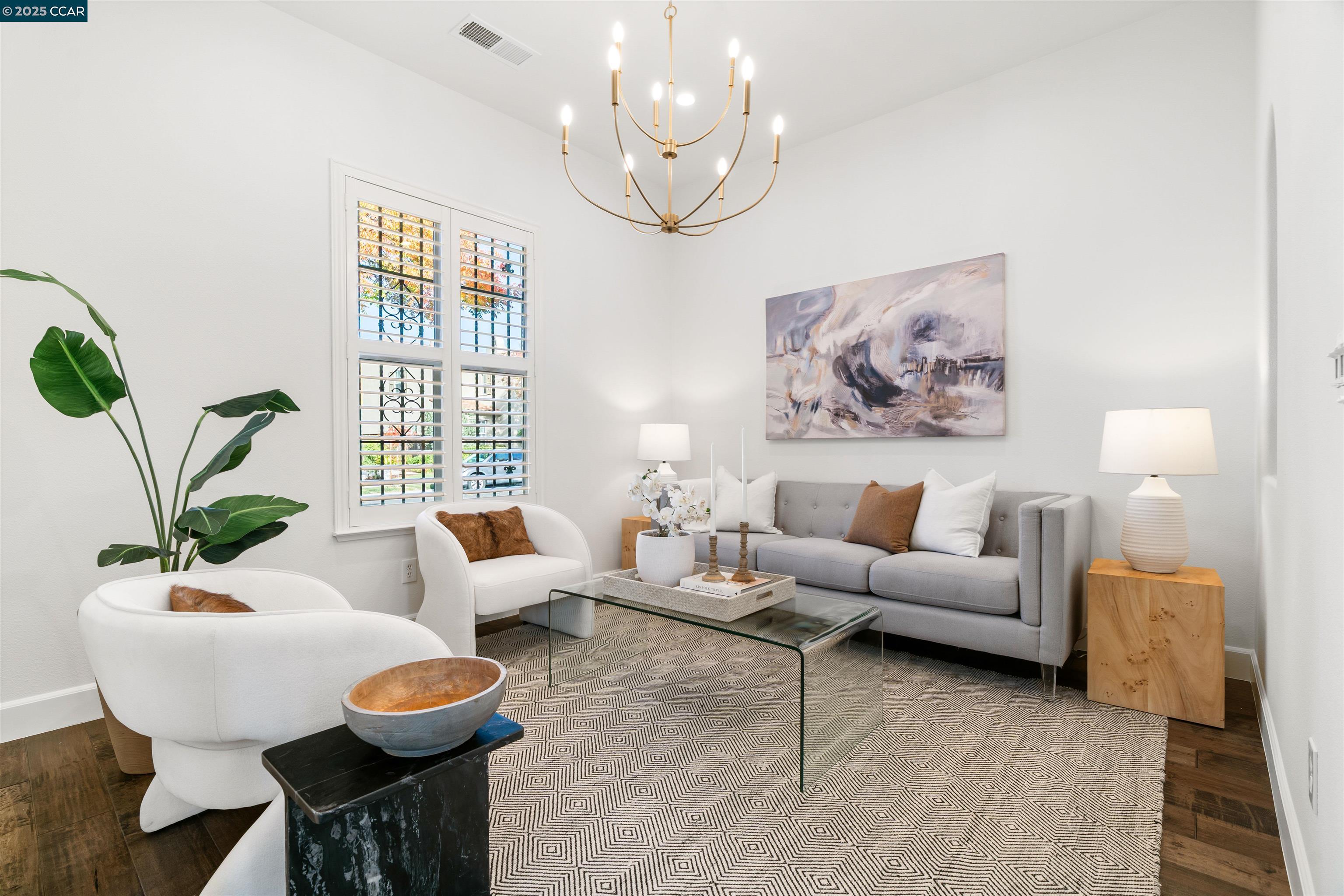 Detail Gallery Image 2 of 40 For 108 Geranium Ct, San Ramon,  CA 94582 - 3 Beds | 2/1 Baths