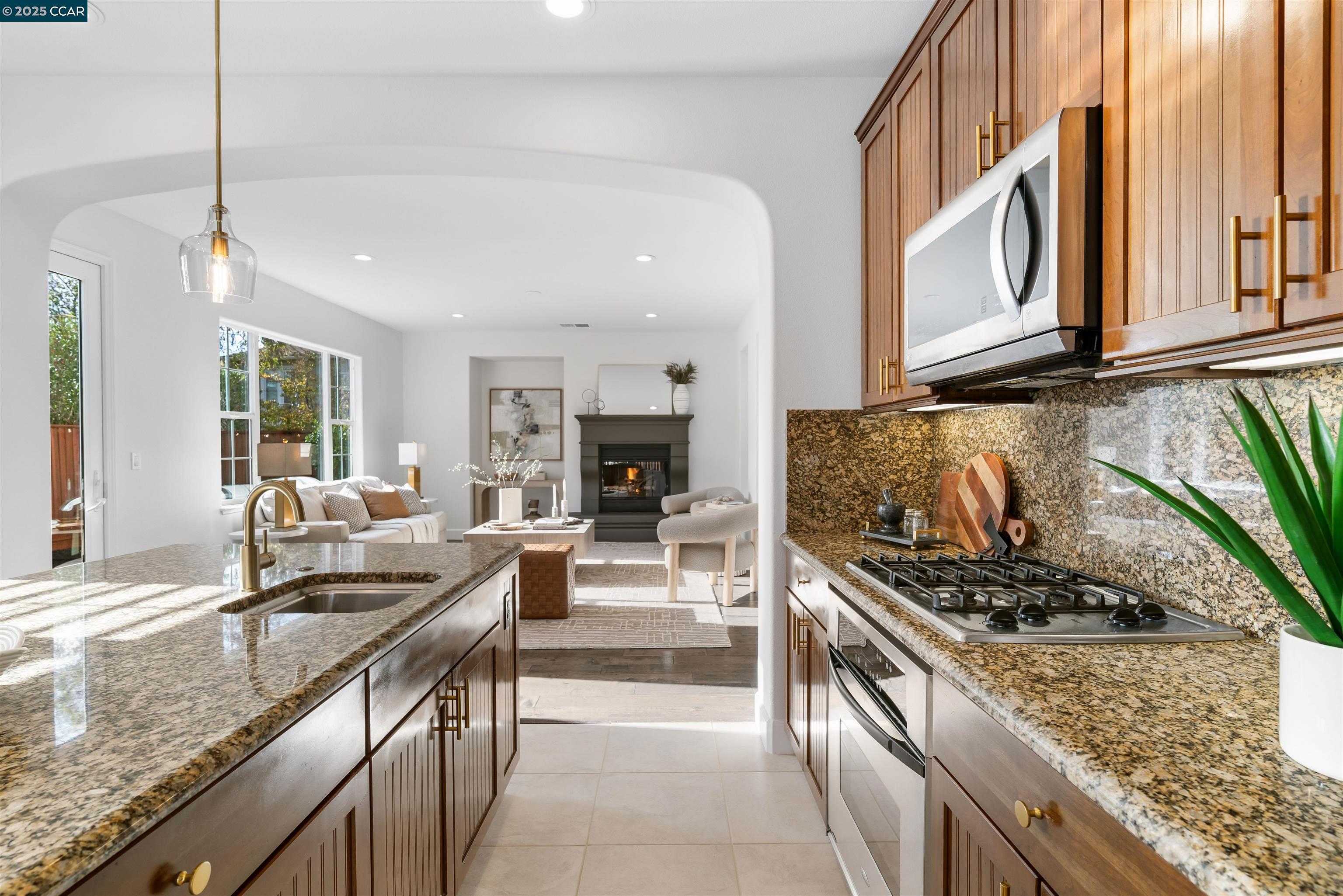 Detail Gallery Image 13 of 40 For 108 Geranium Ct, San Ramon,  CA 94582 - 3 Beds | 2/1 Baths