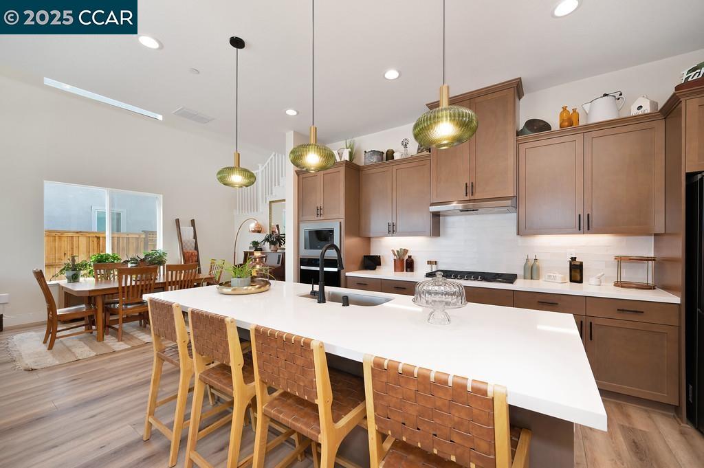 Detail Gallery Image 11 of 54 For 17324 Bushwick Ln, Lathrop,  CA 95330 - 4 Beds | 3 Baths