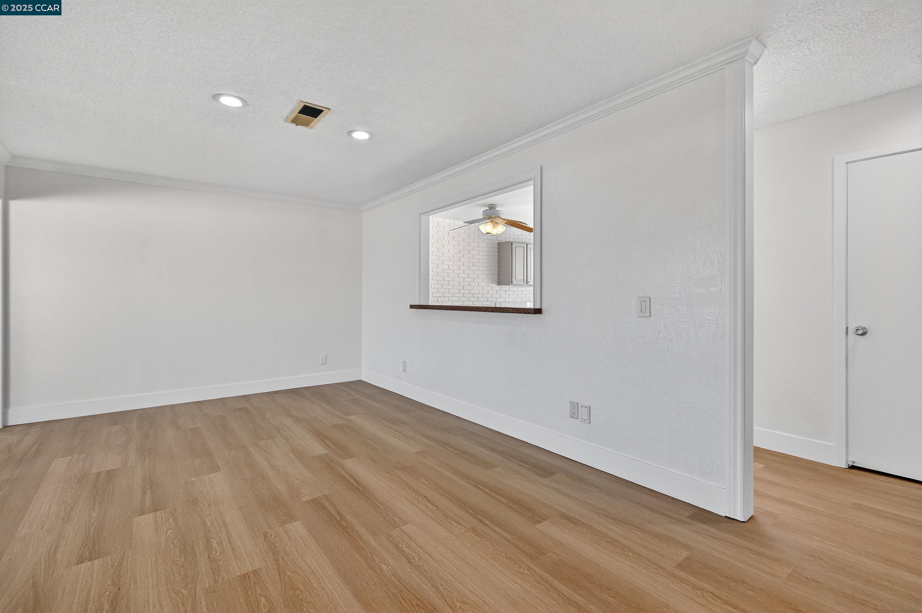 Detail Gallery Image 8 of 41 For 705 Danrose Dr, American Canyon,  CA 94503 - 4 Beds | 2 Baths