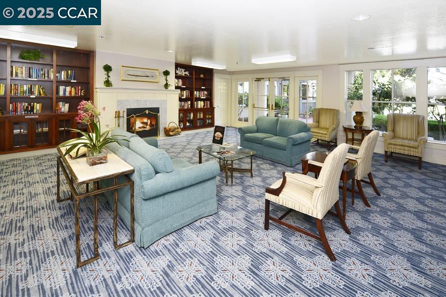 Detail Gallery Image 30 of 43 For 1840 Tice Creek Dr #2110,  Walnut Creek,  CA 94595 - 2 Beds | 1/1 Baths