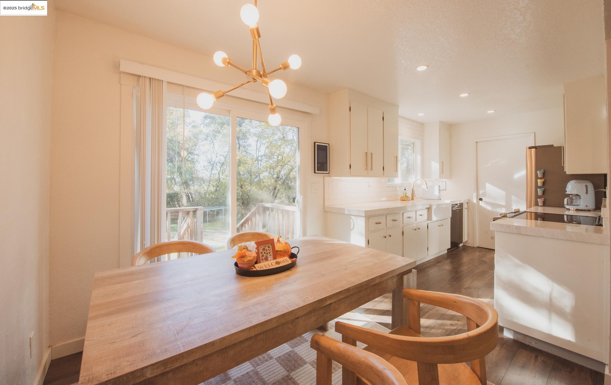 Detail Gallery Image 10 of 37 For 20585 Charlotte Ct., Sonora,  CA 95372 - 3 Beds | 2 Baths