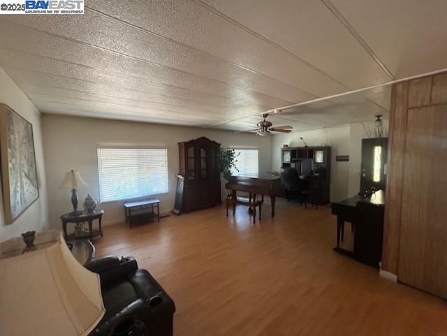 Detail Gallery Image 3 of 44 For 324 Waikiki Circle, Union City,  CA 94587 - 2 Beds | 2 Baths