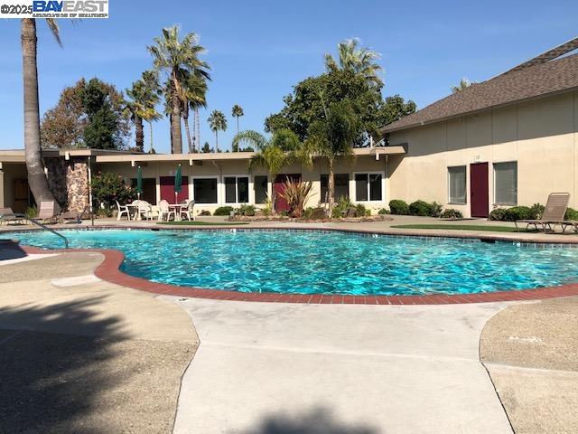 Detail Gallery Image 37 of 44 For 324 Waikiki Circle, Union City,  CA 94587 - 2 Beds | 2 Baths