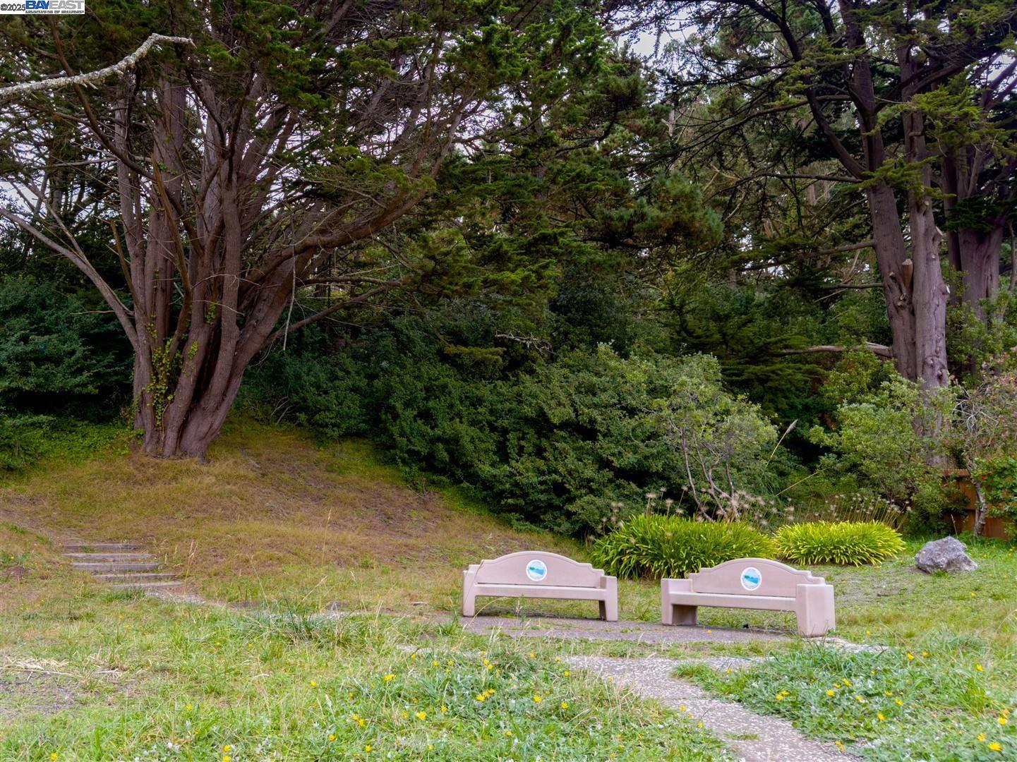 Detail Gallery Image 46 of 51 For 121 Beachview Ave, Pacifica,  CA 94044 - 4 Beds | 2/1 Baths