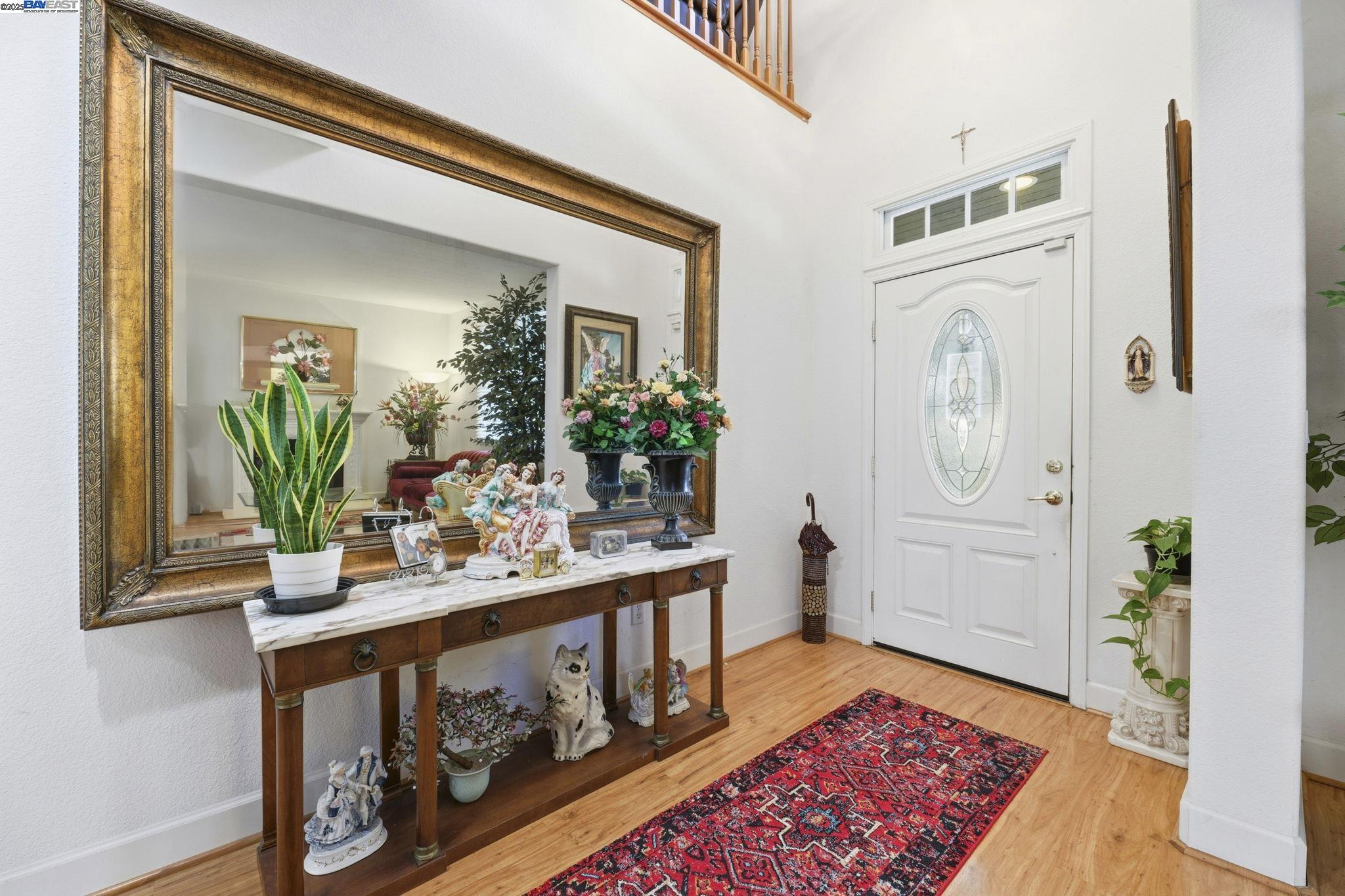 Detail Gallery Image 5 of 53 For 1136 Taraya Ter, Hercules,  CA 94547 - 4 Beds | 4/1 Baths