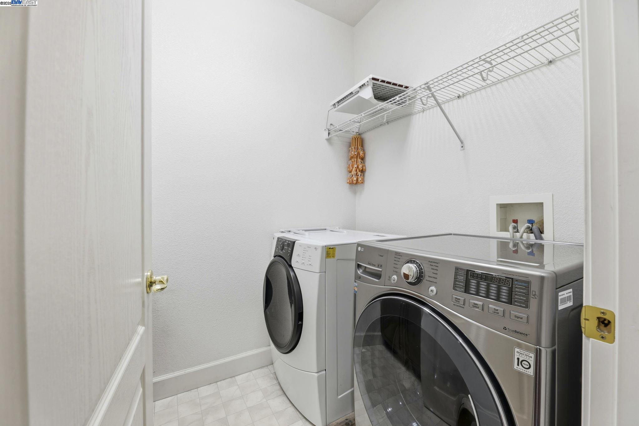 Detail Gallery Image 45 of 53 For 1136 Taraya Ter, Hercules,  CA 94547 - 4 Beds | 4/1 Baths