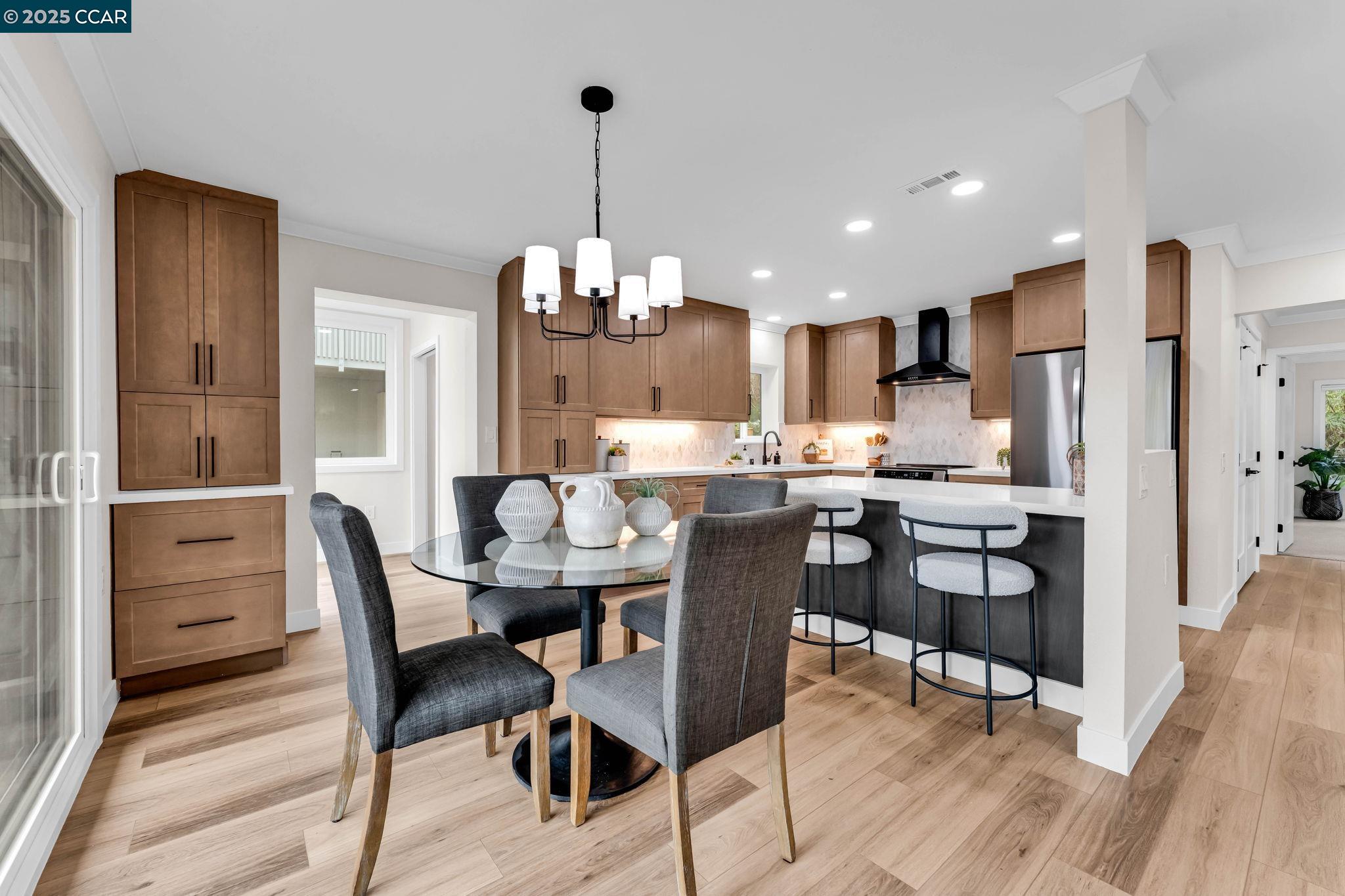 Detail Gallery Image 23 of 49 For 1216 Fairlawn Ct #8,  Walnut Creek,  CA 94595 - 2 Beds | 2 Baths