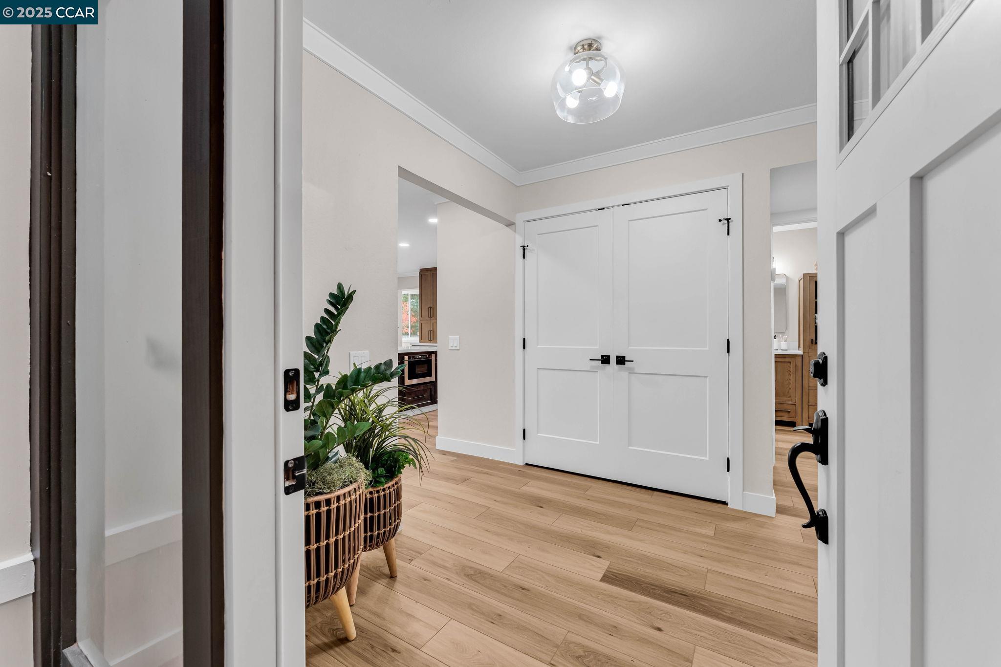 Detail Gallery Image 7 of 49 For 1216 Fairlawn Ct #8,  Walnut Creek,  CA 94595 - 2 Beds | 2 Baths