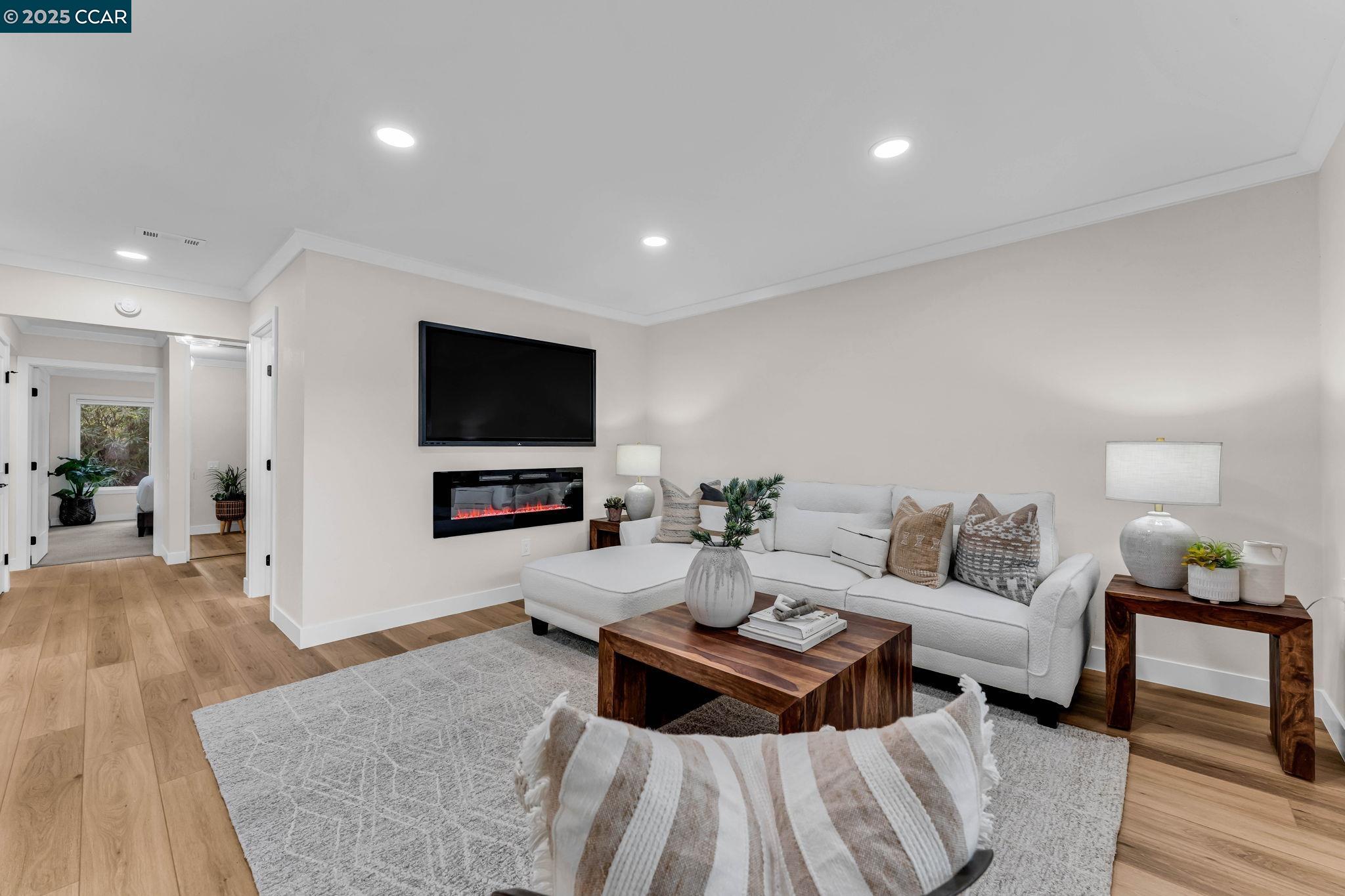 Detail Gallery Image 10 of 49 For 1216 Fairlawn Ct #8,  Walnut Creek,  CA 94595 - 2 Beds | 2 Baths