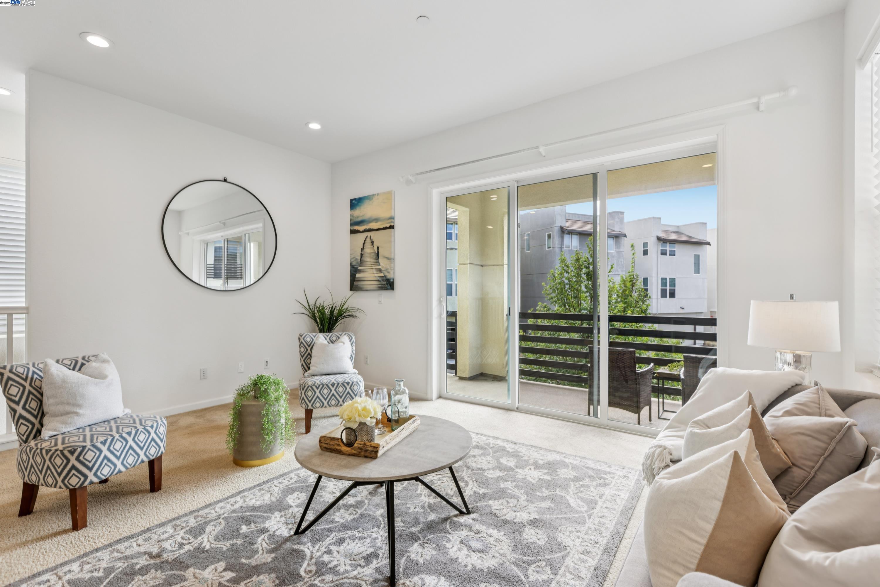 Detail Gallery Image 13 of 21 For 5761 Huntley, Dublin,  CA 94568 - 4 Beds | 4 Baths