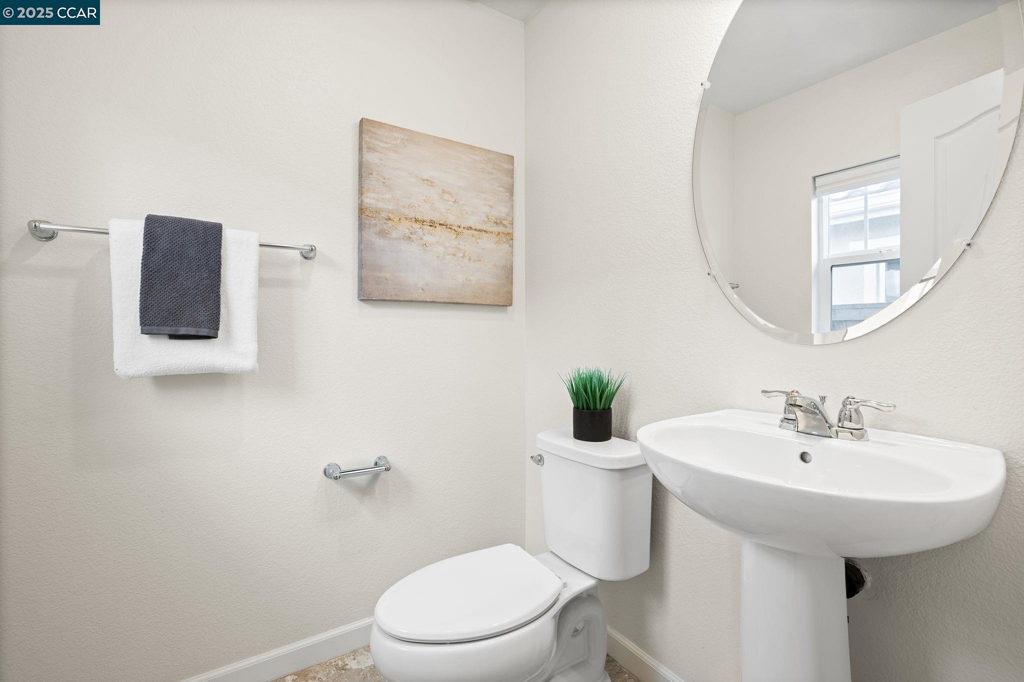 Detail Gallery Image 8 of 21 For 529 Vanek Dr, Oakley,  CA 94561 - 3 Beds | 2/1 Baths