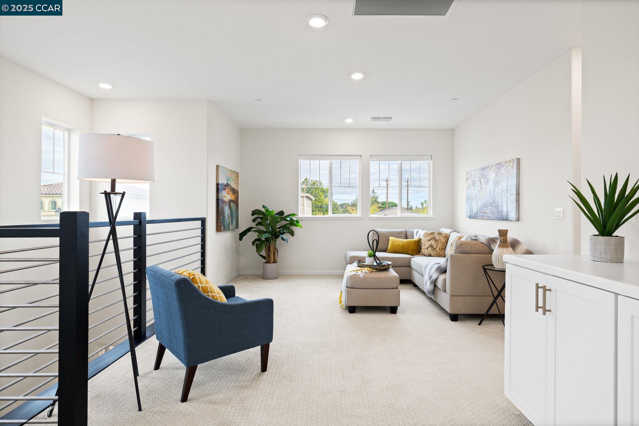 Detail Gallery Image 9 of 21 For 529 Vanek Dr, Oakley,  CA 94561 - 3 Beds | 2/1 Baths