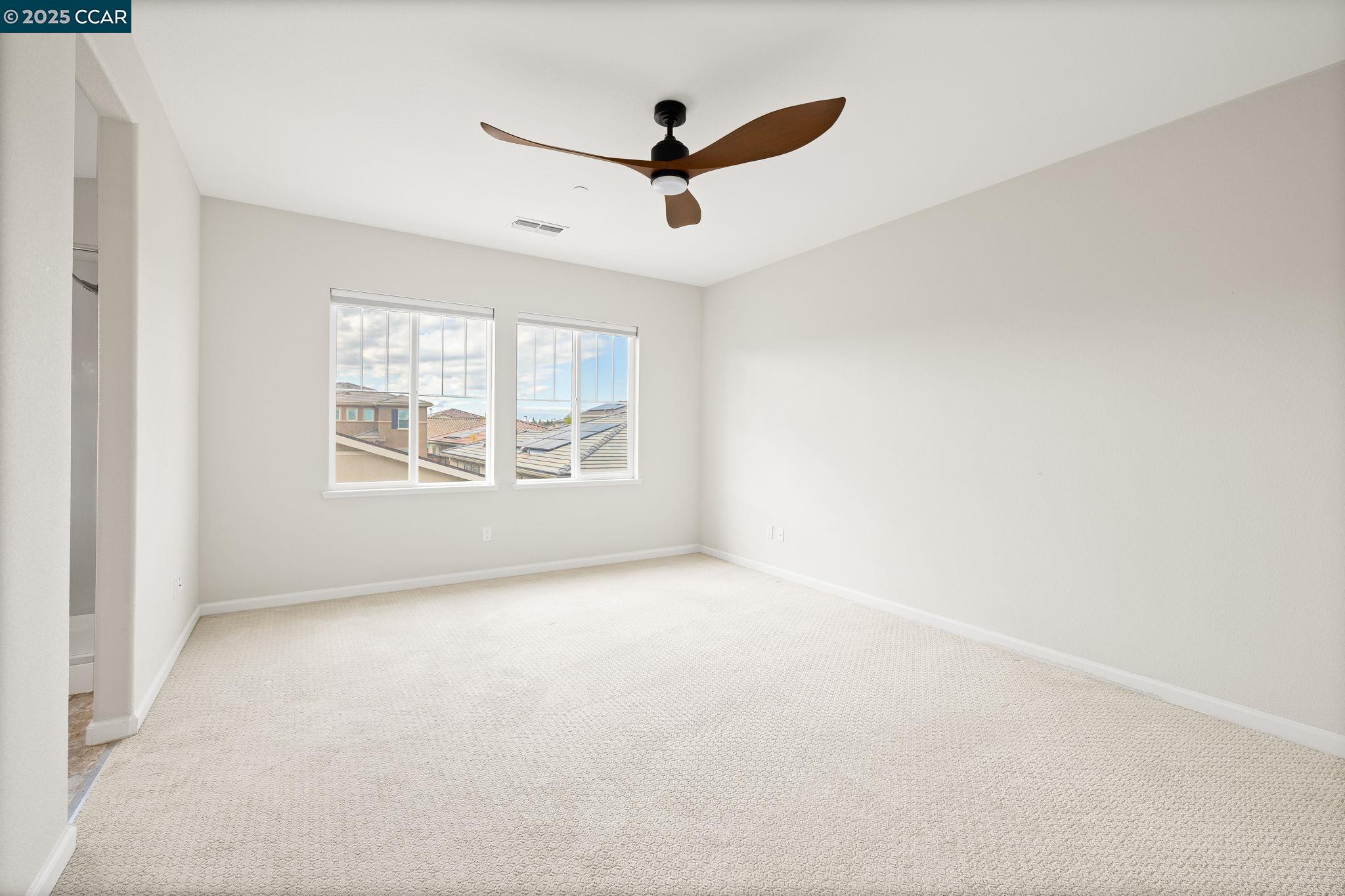 Detail Gallery Image 10 of 21 For 529 Vanek Dr, Oakley,  CA 94561 - 3 Beds | 2/1 Baths