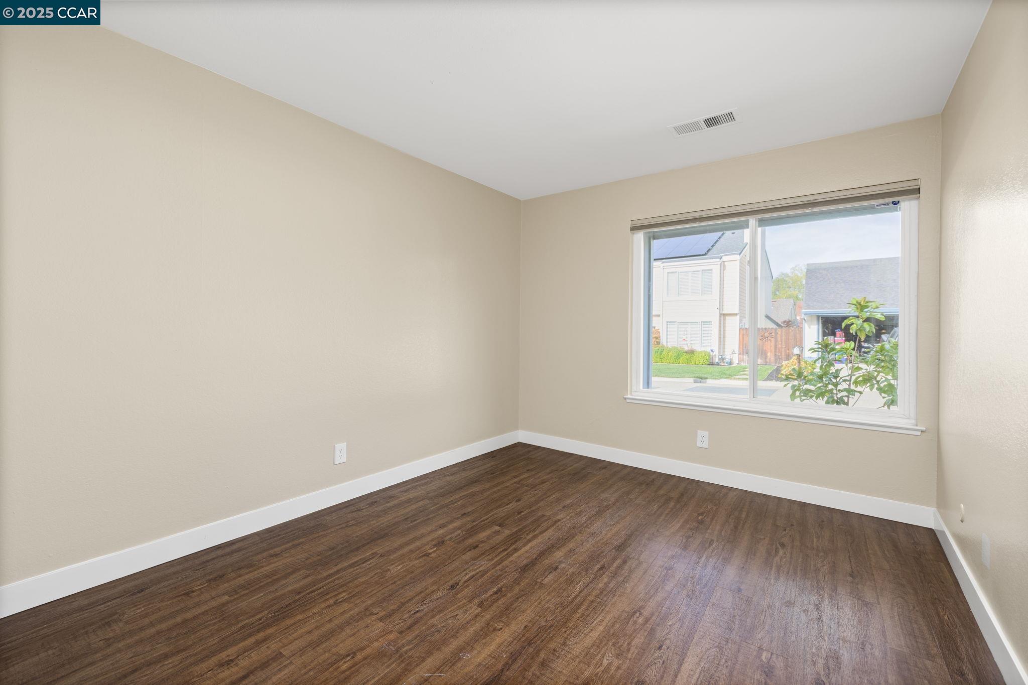 Detail Gallery Image 12 of 20 For 362 Meadowood Cir, San Ramon,  CA 94583 - 3 Beds | 2 Baths