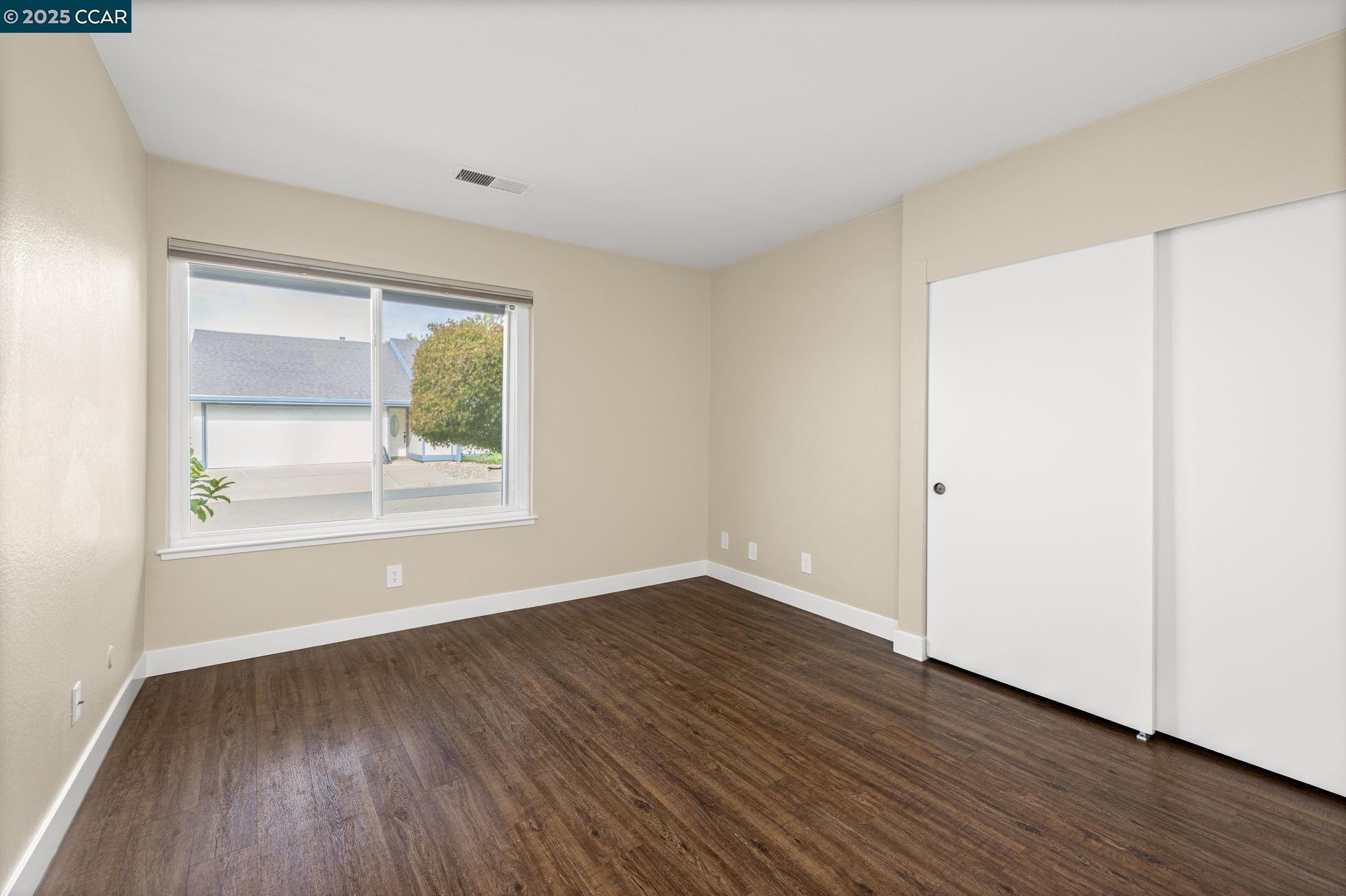 Detail Gallery Image 14 of 20 For 362 Meadowood Cir, San Ramon,  CA 94583 - 3 Beds | 2 Baths