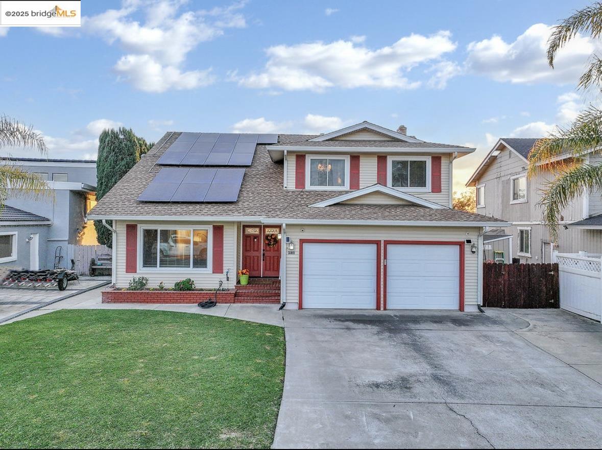 Detail Gallery Image 2 of 32 For 4930 Discovery Pt, Discovery Bay,  CA 94505 - 4 Beds | 2/1 Baths