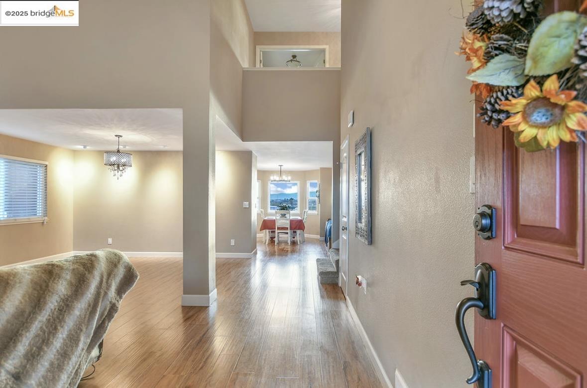 Detail Gallery Image 5 of 30 For 4930 Discovery Pt, Discovery Bay,  CA 94505 - 4 Beds | 2/1 Baths