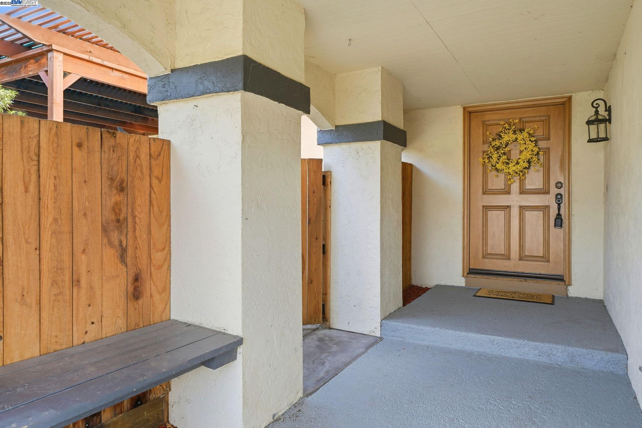 Detail Gallery Image 4 of 41 For 668 Buckeye Drive, Livermore,  CA 94551 - 3 Beds | 2 Baths