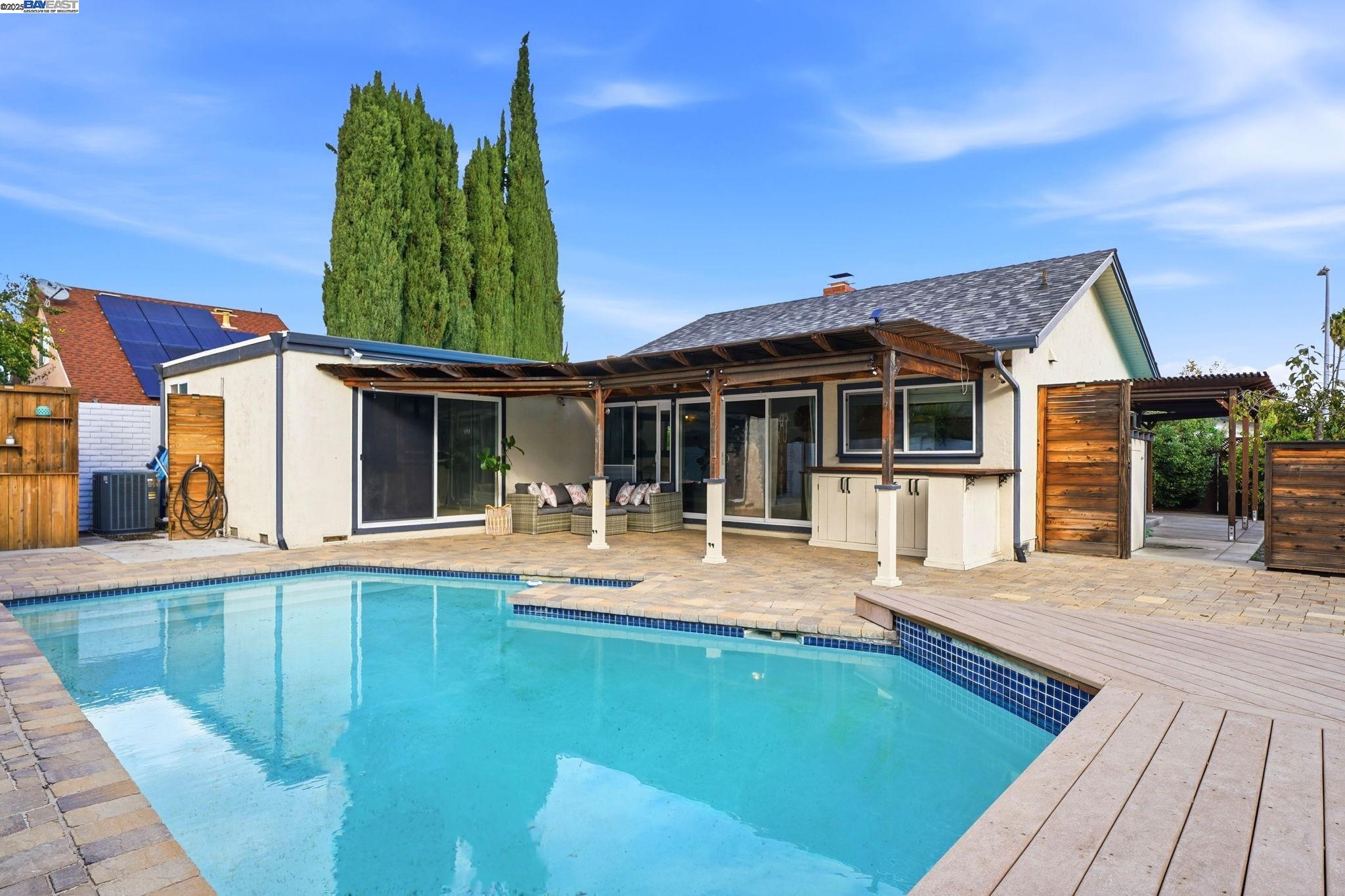 Detail Gallery Image 33 of 41 For 668 Buckeye Drive, Livermore,  CA 94551 - 3 Beds | 2 Baths