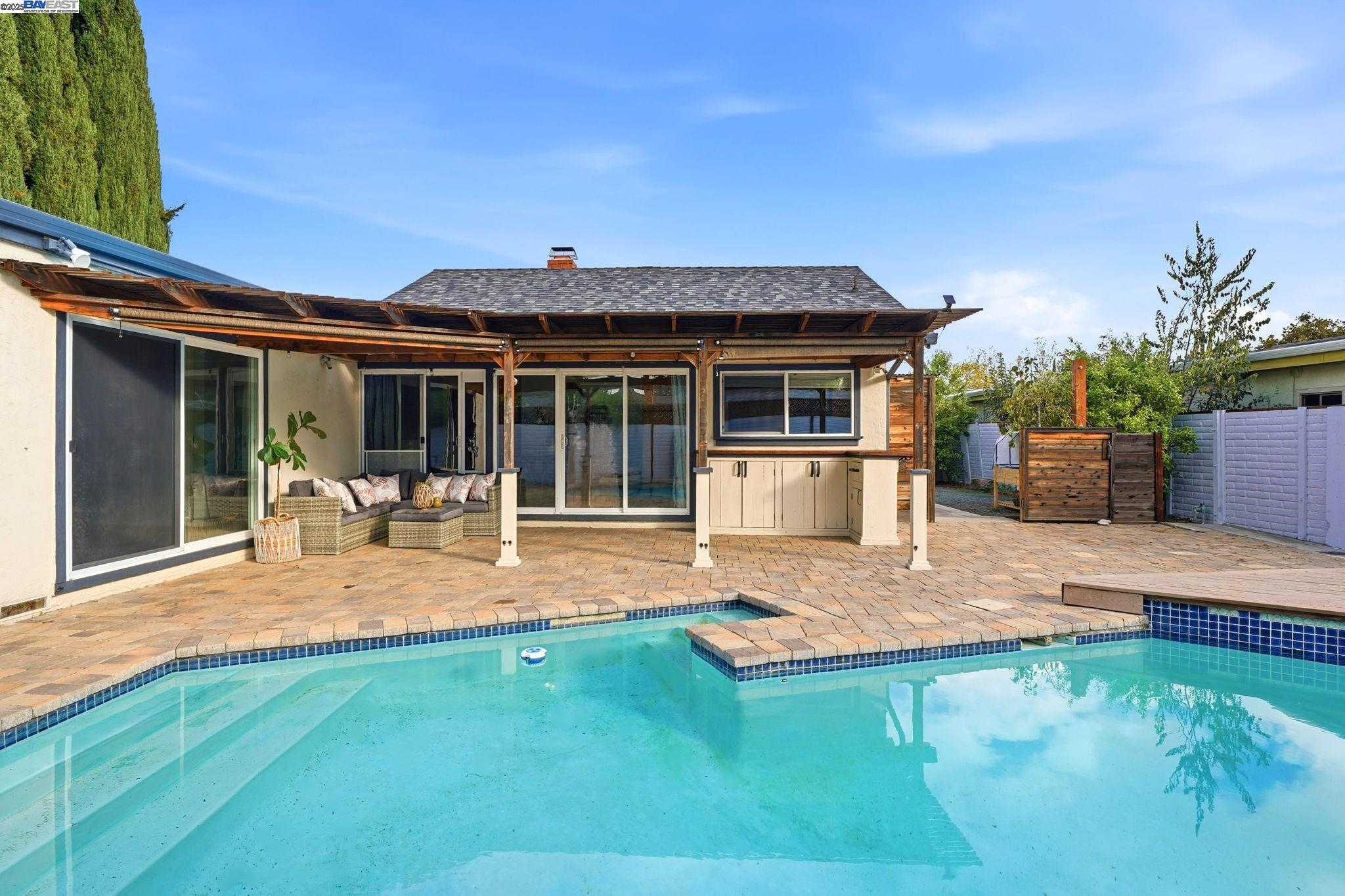 Detail Gallery Image 38 of 41 For 668 Buckeye Drive, Livermore,  CA 94551 - 3 Beds | 2 Baths