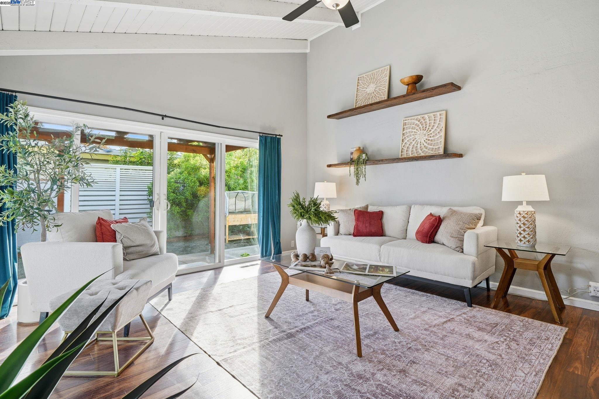 Detail Gallery Image 9 of 41 For 668 Buckeye Drive, Livermore,  CA 94551 - 3 Beds | 2 Baths